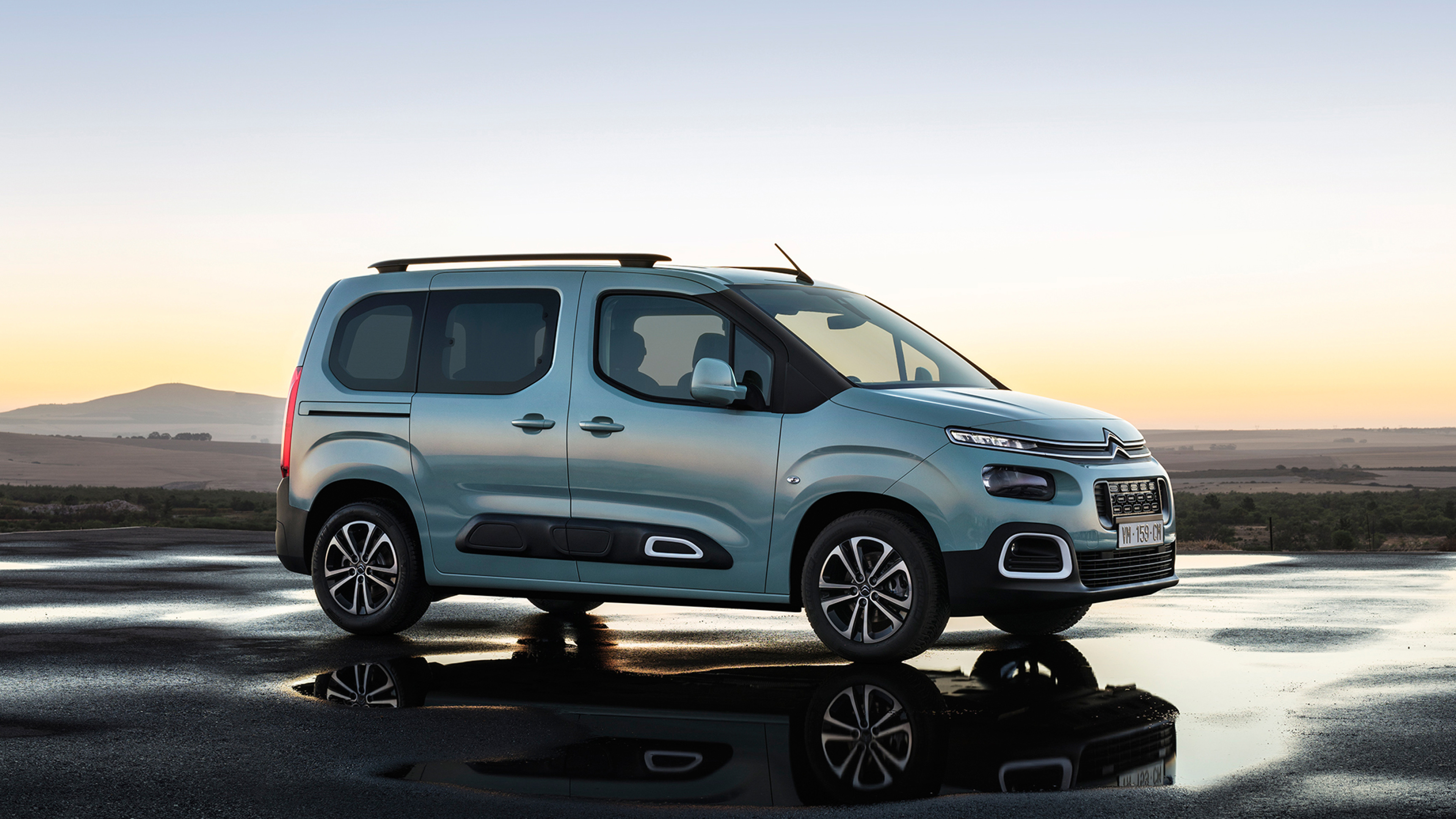 Citroen Berlingo, Multispace, Modern visuals, Practical elegance, 3840x2160 4K Desktop