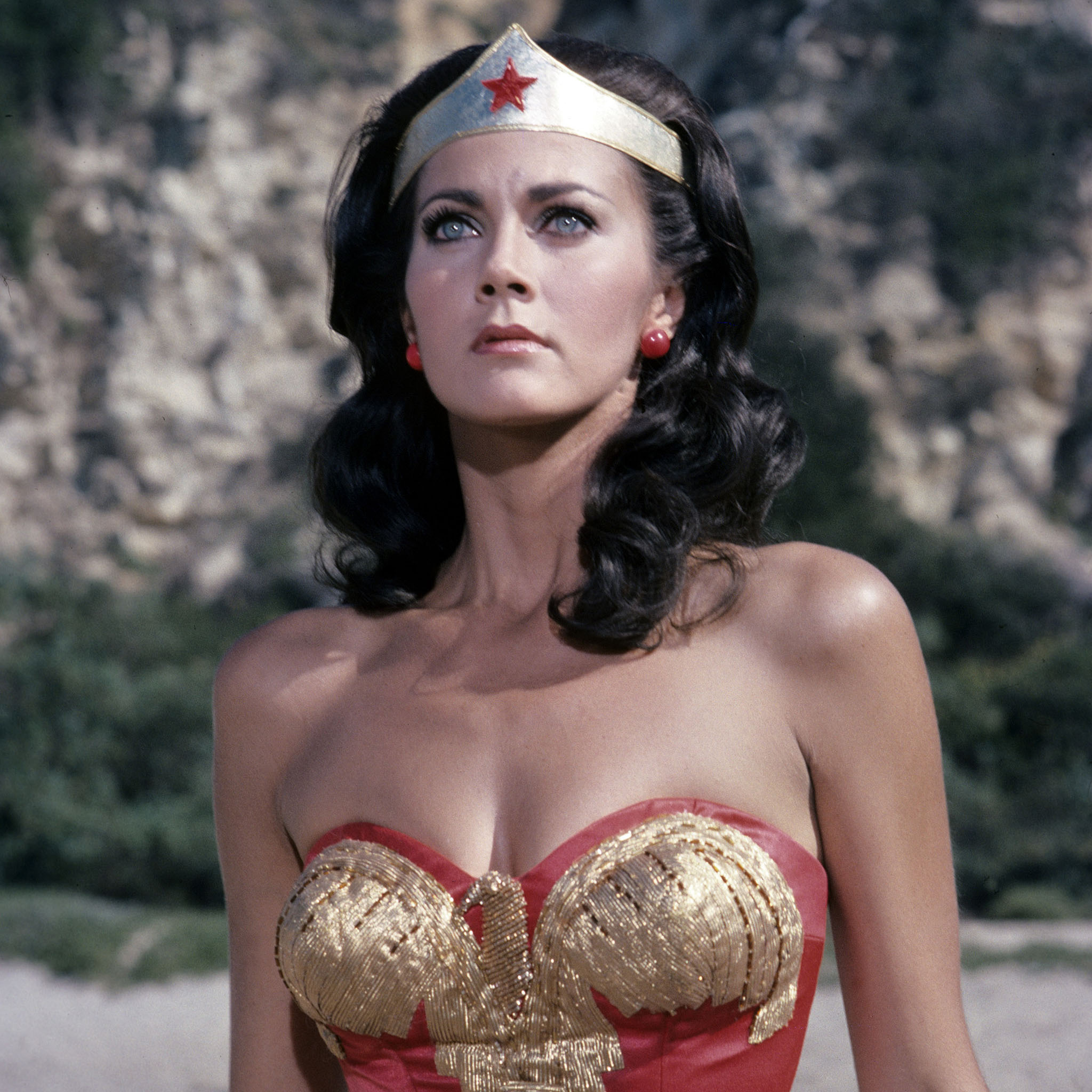 Lynda Carter, TV Guide feature, Cultural icon, TV's Wonder Woman, 2050x2050 HD Phone