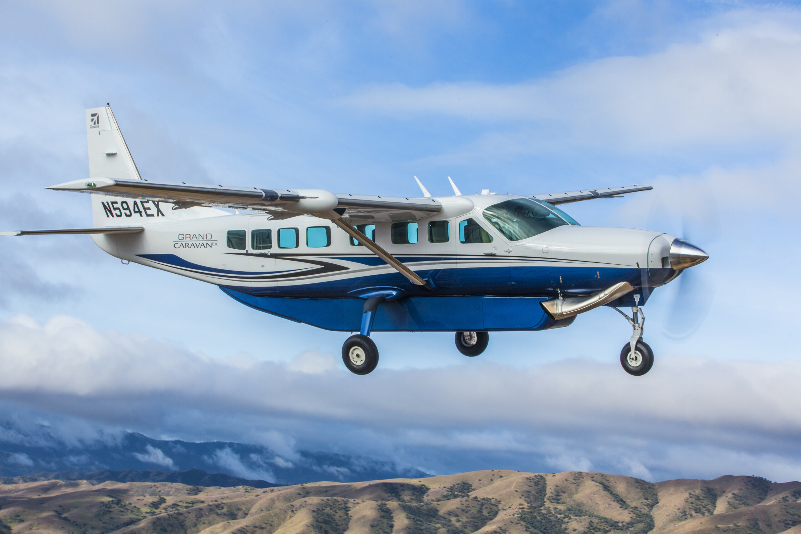 Cessna Caravan, Tunisian Air Force, Cessna Grand Caravan, Flying magazine, 2560x1710 HD Desktop