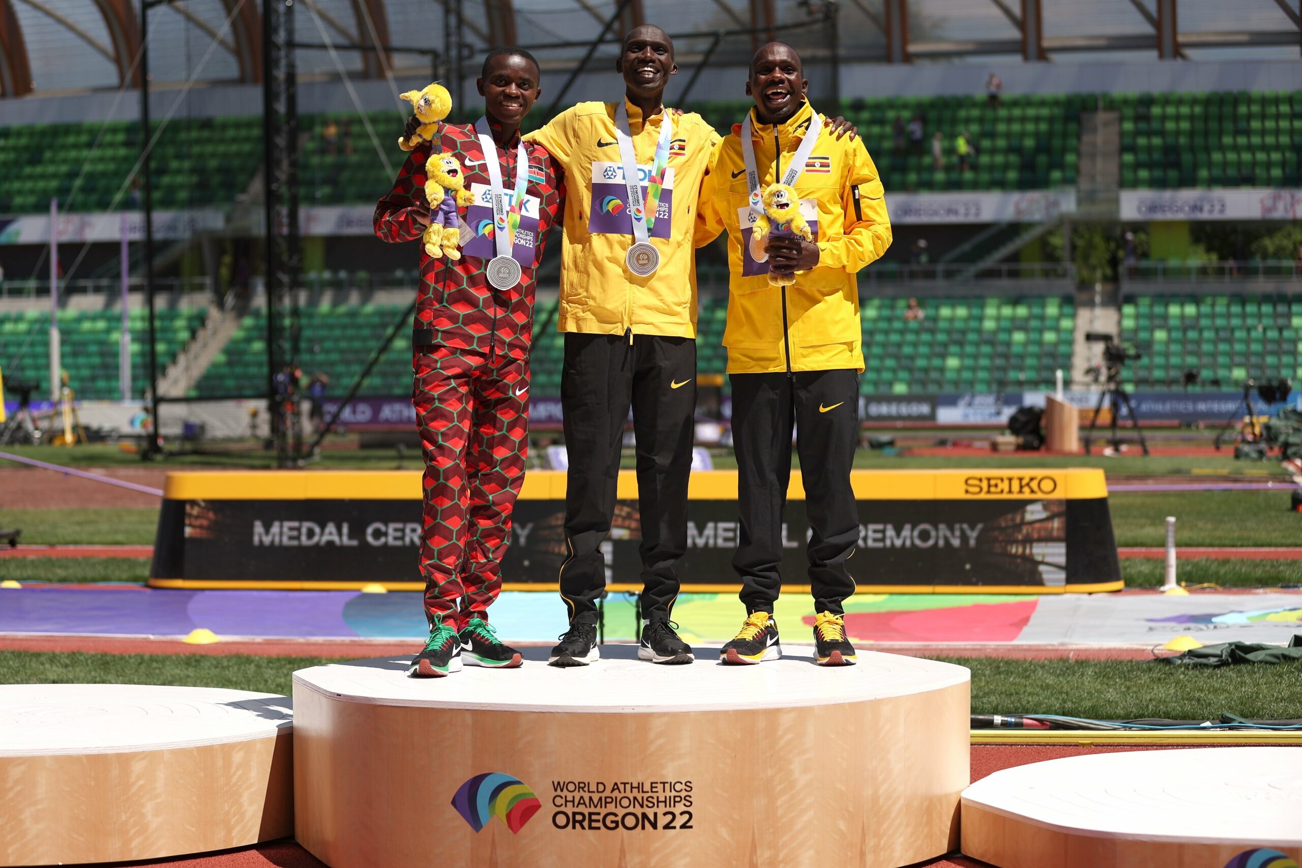 Joshua Cheptegei, World Championship, 10, 000m Title, Retaining the title, 2560x1710 HD Desktop