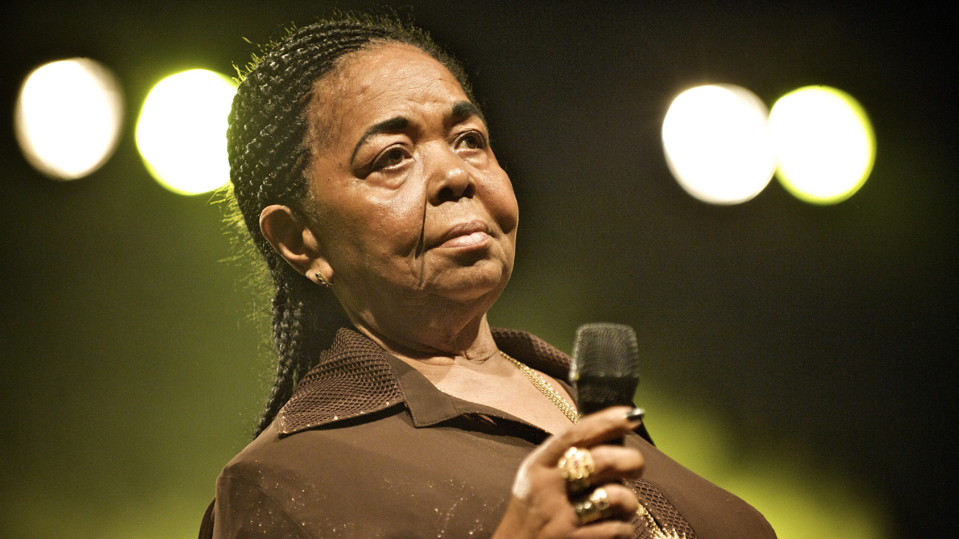 Cesaria Evora, Music fanart, Intimate homage, Iconic singer, 1920x1080 Full HD Desktop