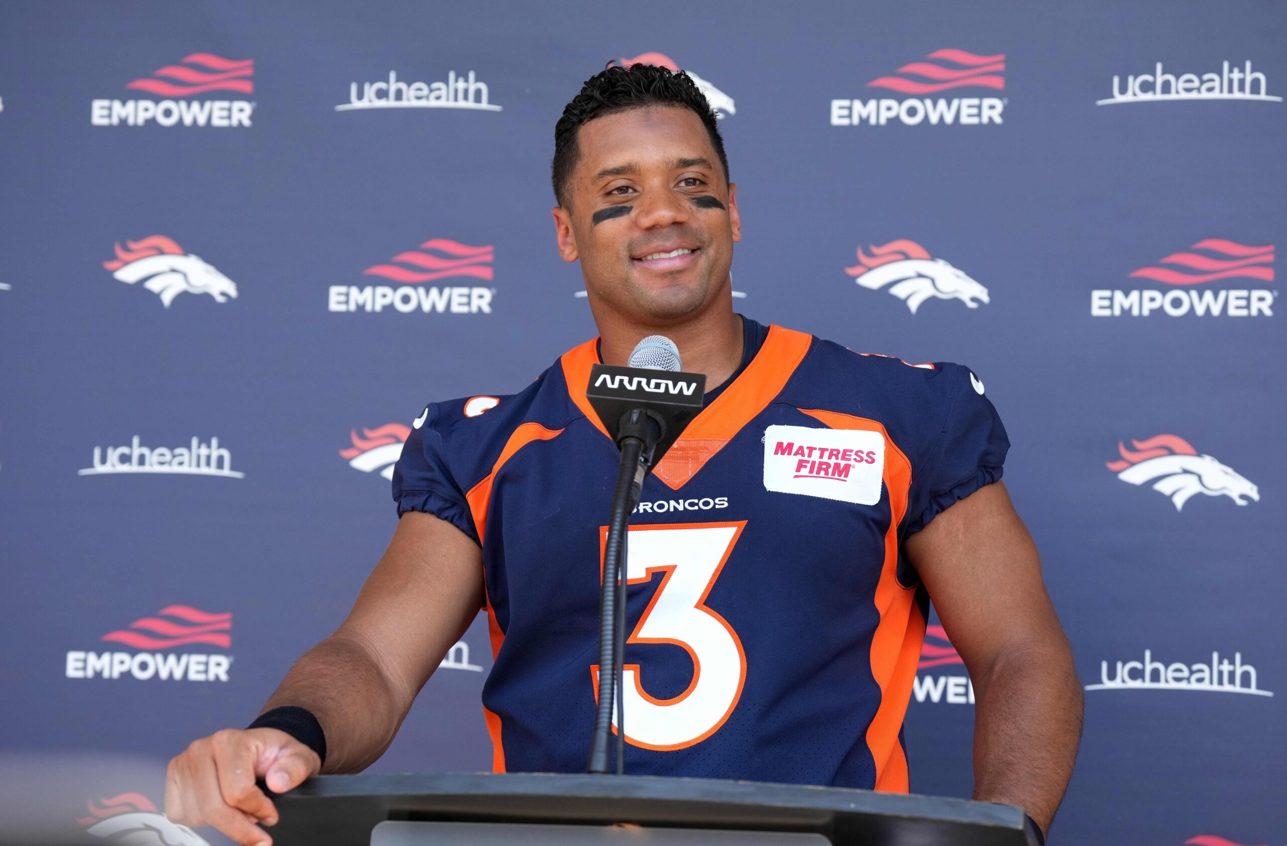 Denver Broncos, Russell Wilson, Mile High City, 2560x1690 HD Desktop