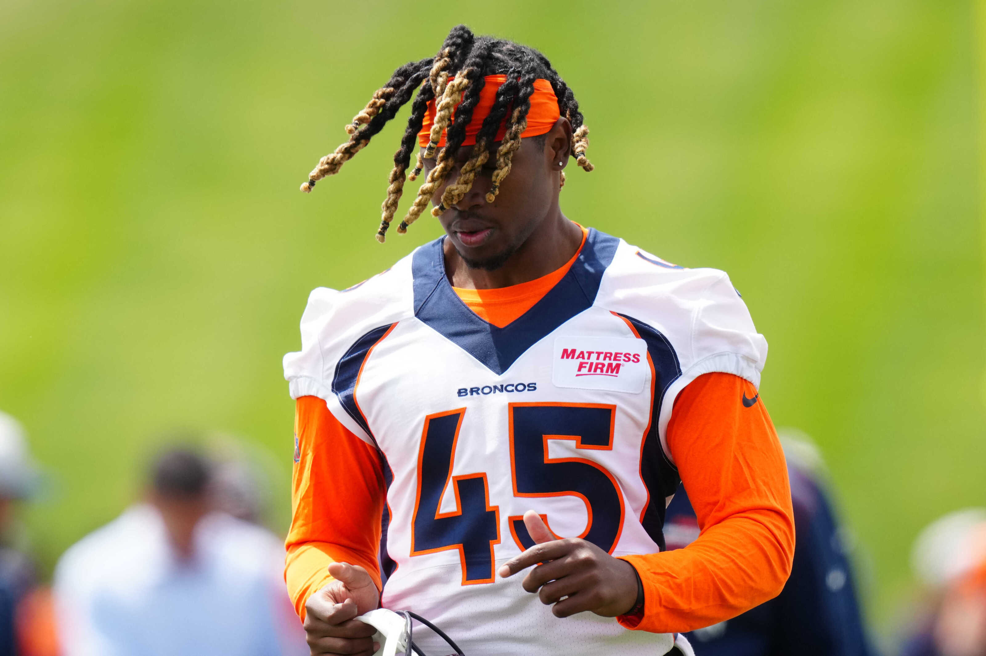 Denver Broncos, Position Changes, New Season, 3200x2140 HD Desktop