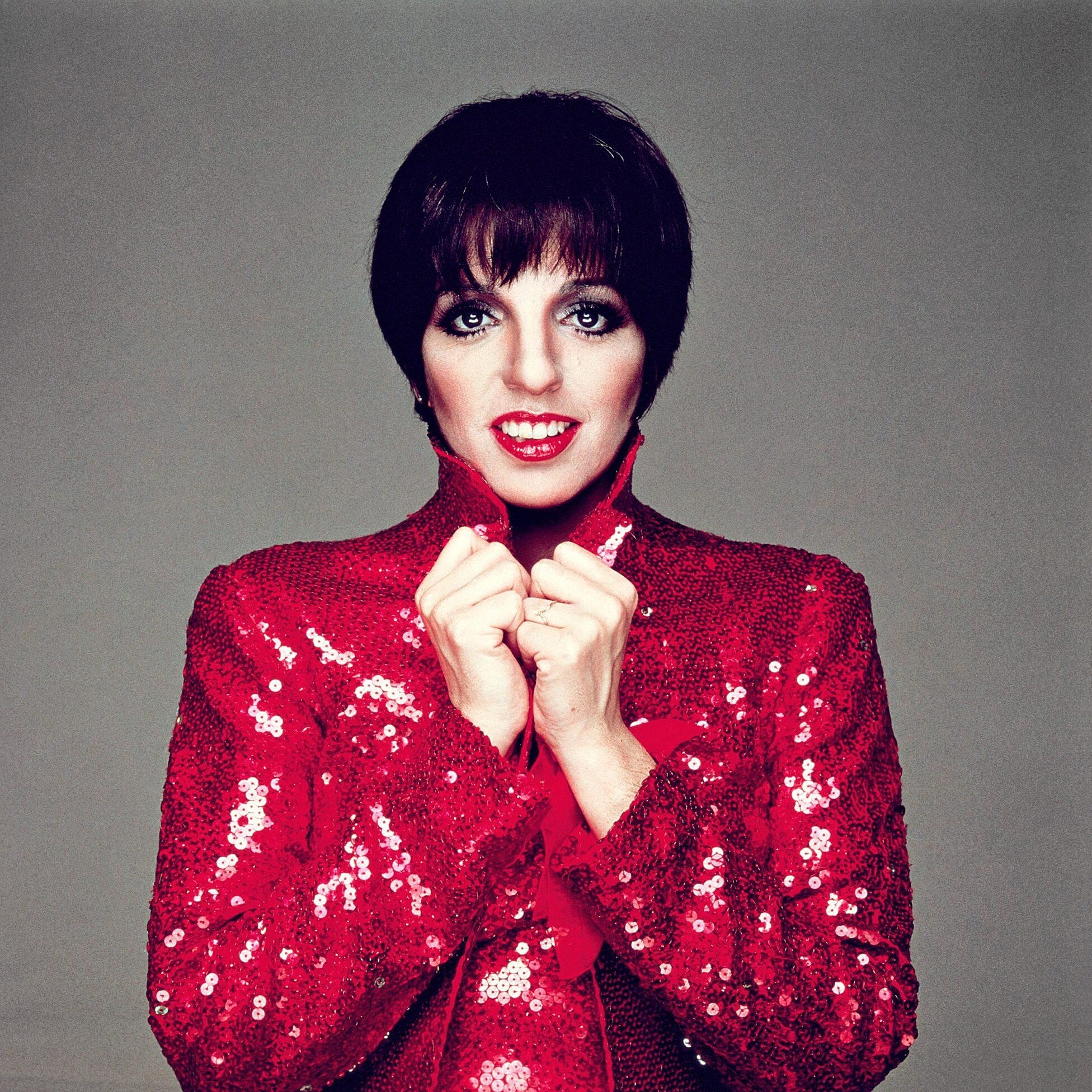 Liza Minnelli, Evolution, Judy Garland, Glitter jacket, 1960x1960 HD Phone