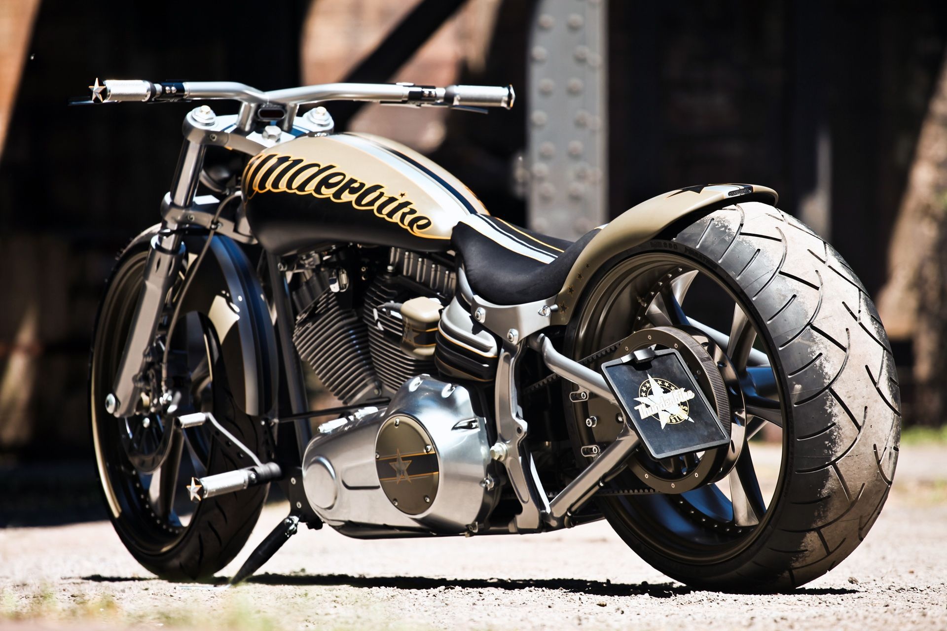 Thunderbike, Harley Bikes Wallpaper, 1920x1280 HD Desktop