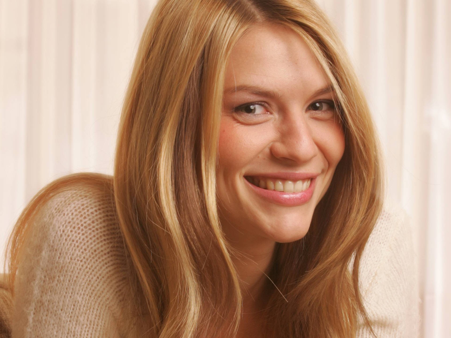 Claire Danes, Fanpop wallpaper, Movie star, Classic beauty, 1920x1440 HD Desktop
