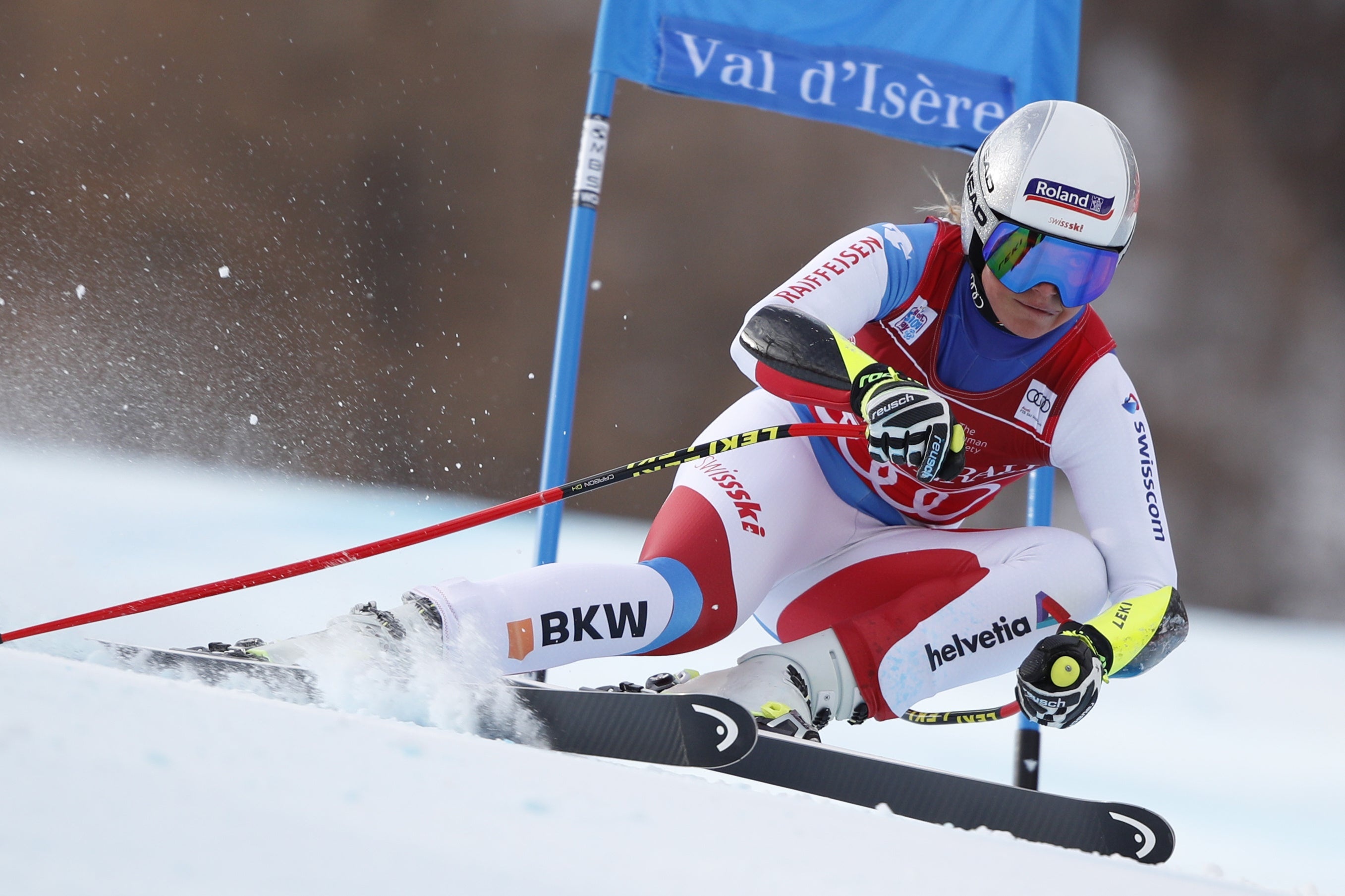 Corinne Suter, Super G, Val d'Isere, Three-hundredths, 2720x1810 HD Desktop