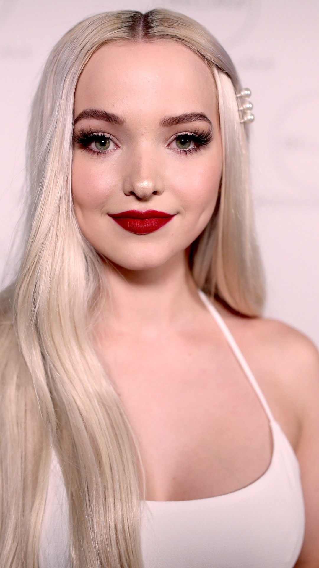 Dove Cameron, Celebrity sensation, Red carpet glamour, Star power, 1080x1920 Full HD Phone