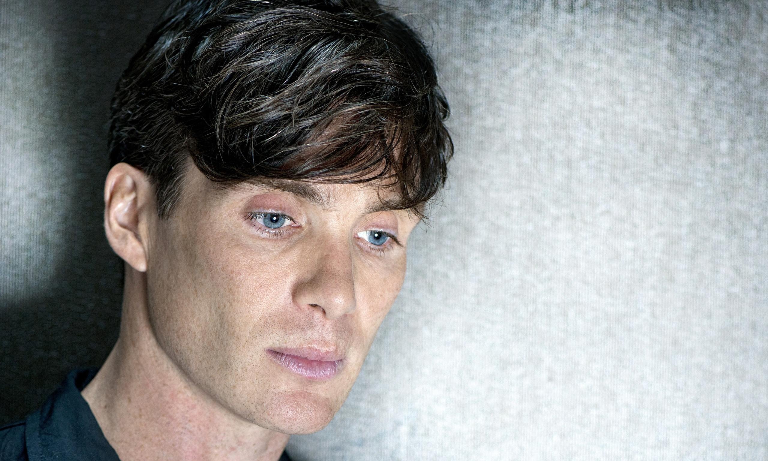 Cillian Murphy, Striking wallpapers, Chameleon actor, Versatile talent, 2560x1540 HD Desktop