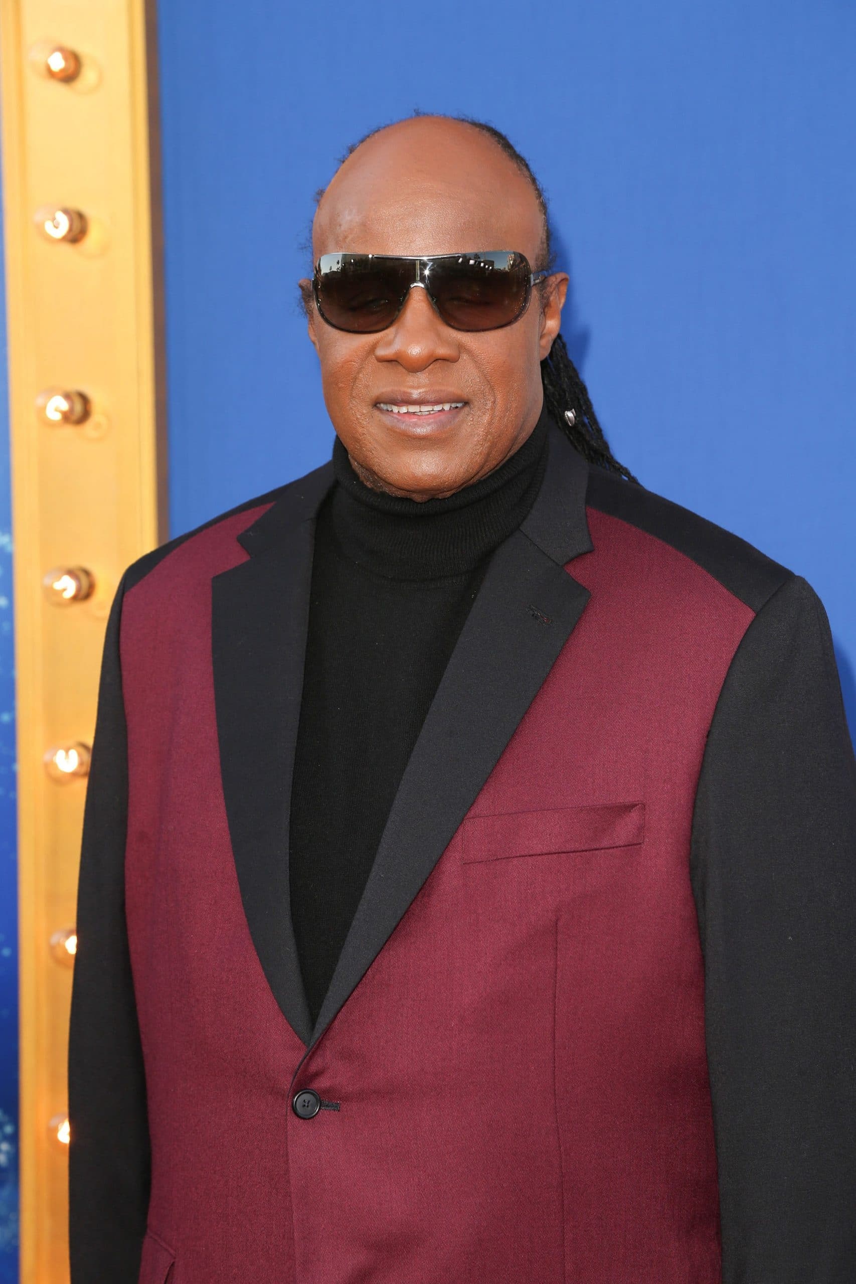 Stevie Wonder, Relocation news, Moving out, 1710x2560 HD Phone