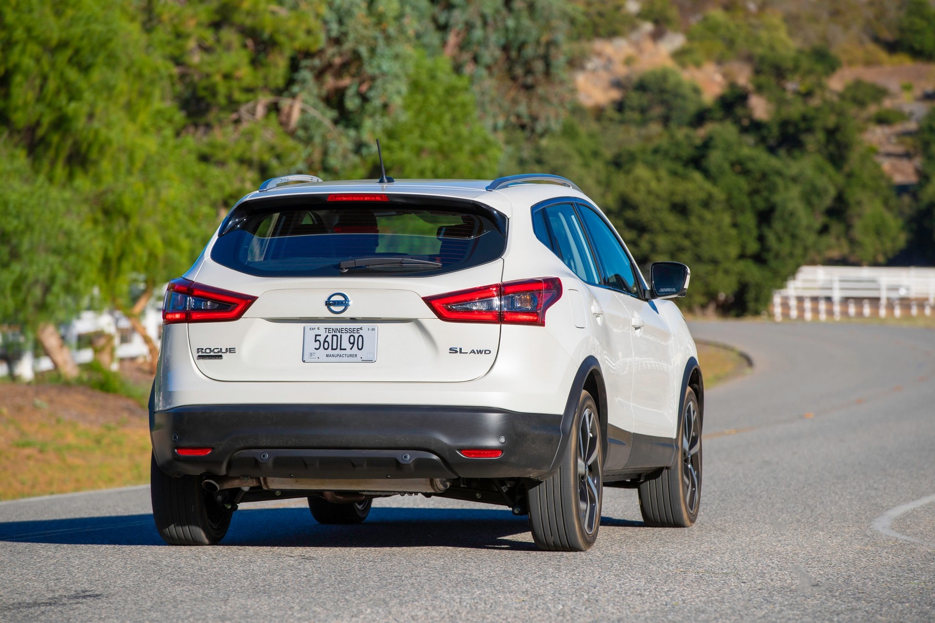 Nissan Rogue Sport, Price hike, 2022 model, Starts at $24, 260, 1920x1280 HD Desktop