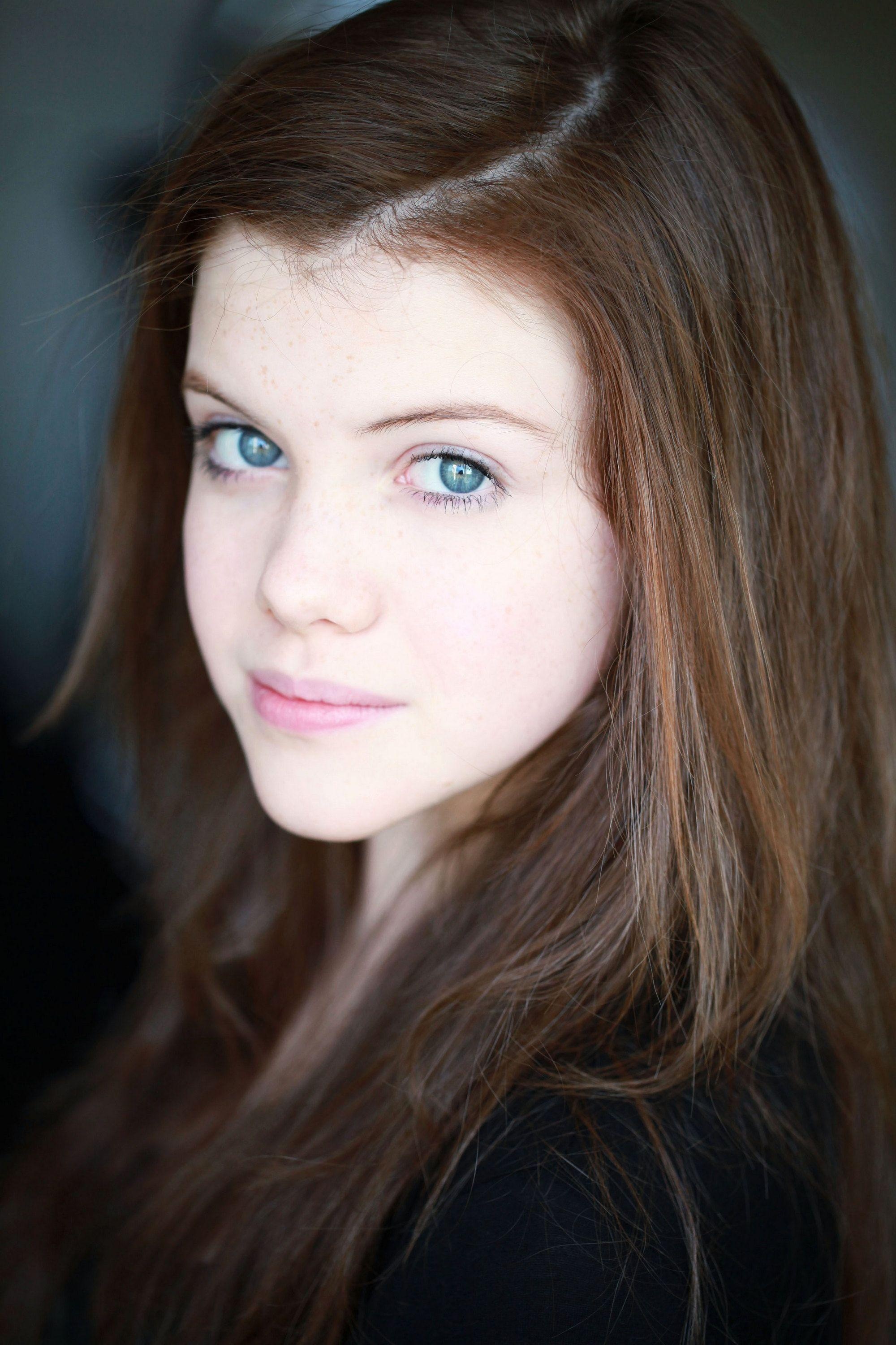 Georgie Henley, Wallpapers, 2000x3000 HD Phone