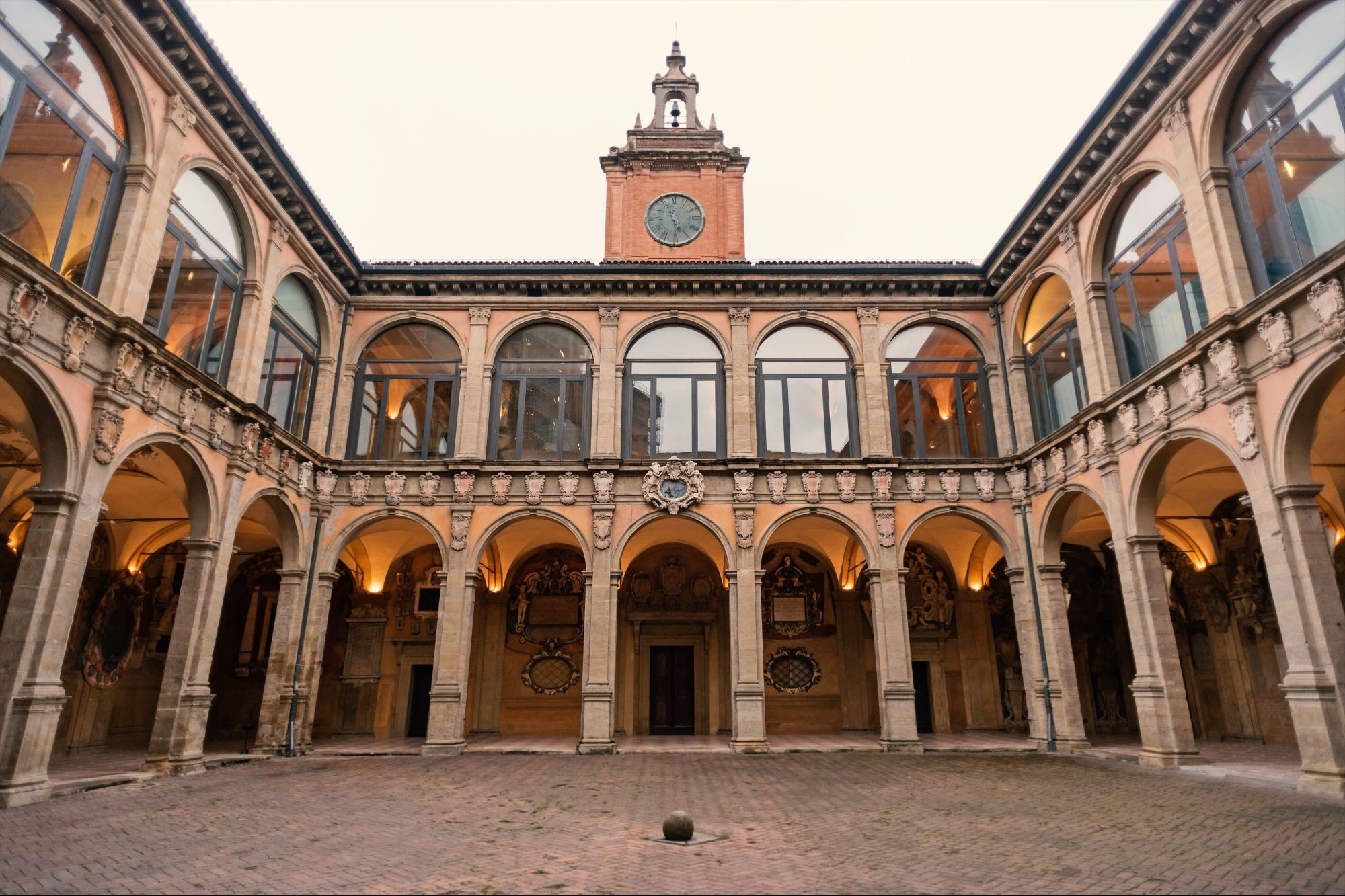 University of Bologna, Bologna Wallpaper, 2000x1340 HD Desktop