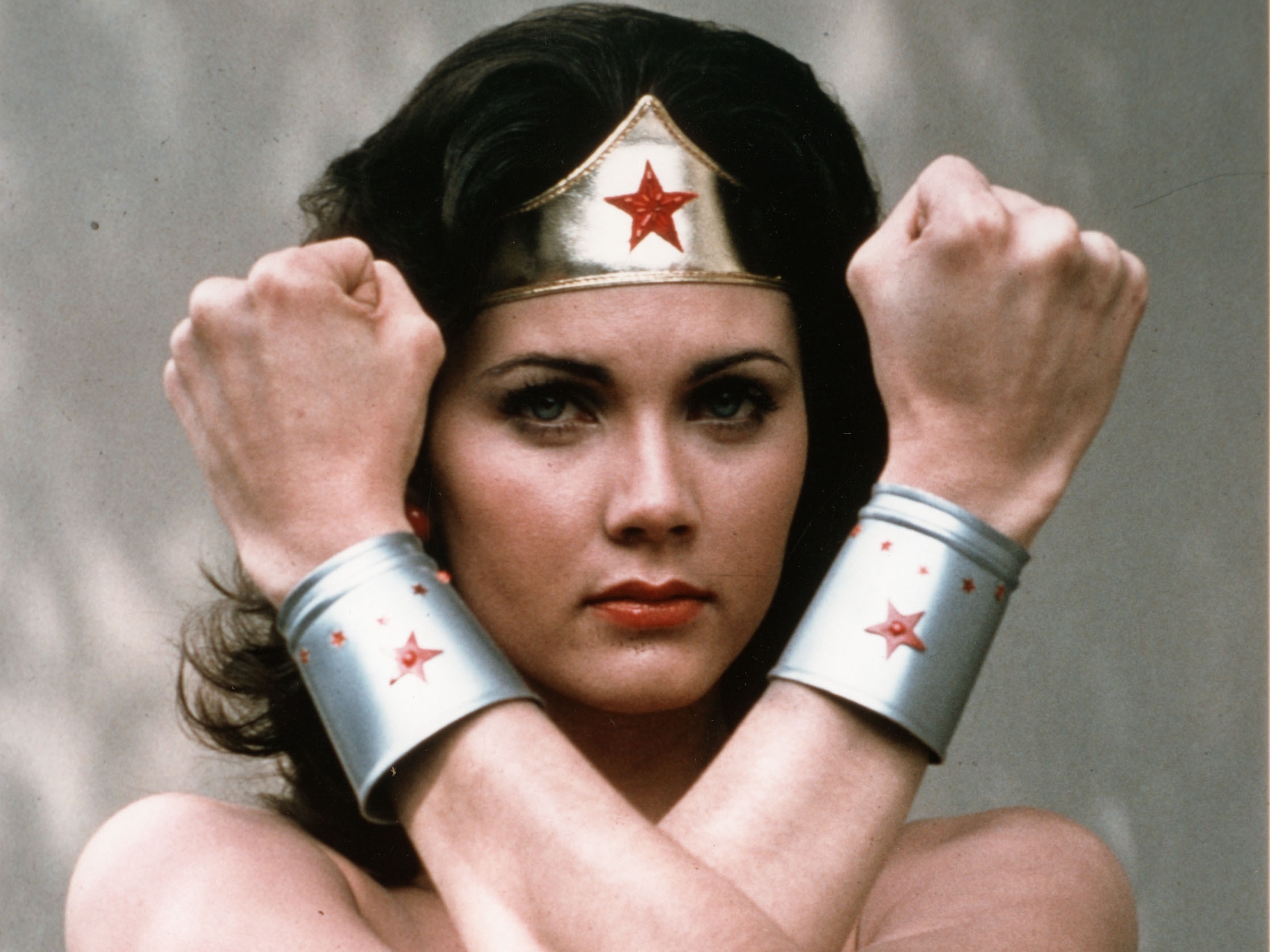 Lynda Carter, HD wonder wallpaper, Nostalgic background, Heroic inspiration, 2240x1680 HD Desktop