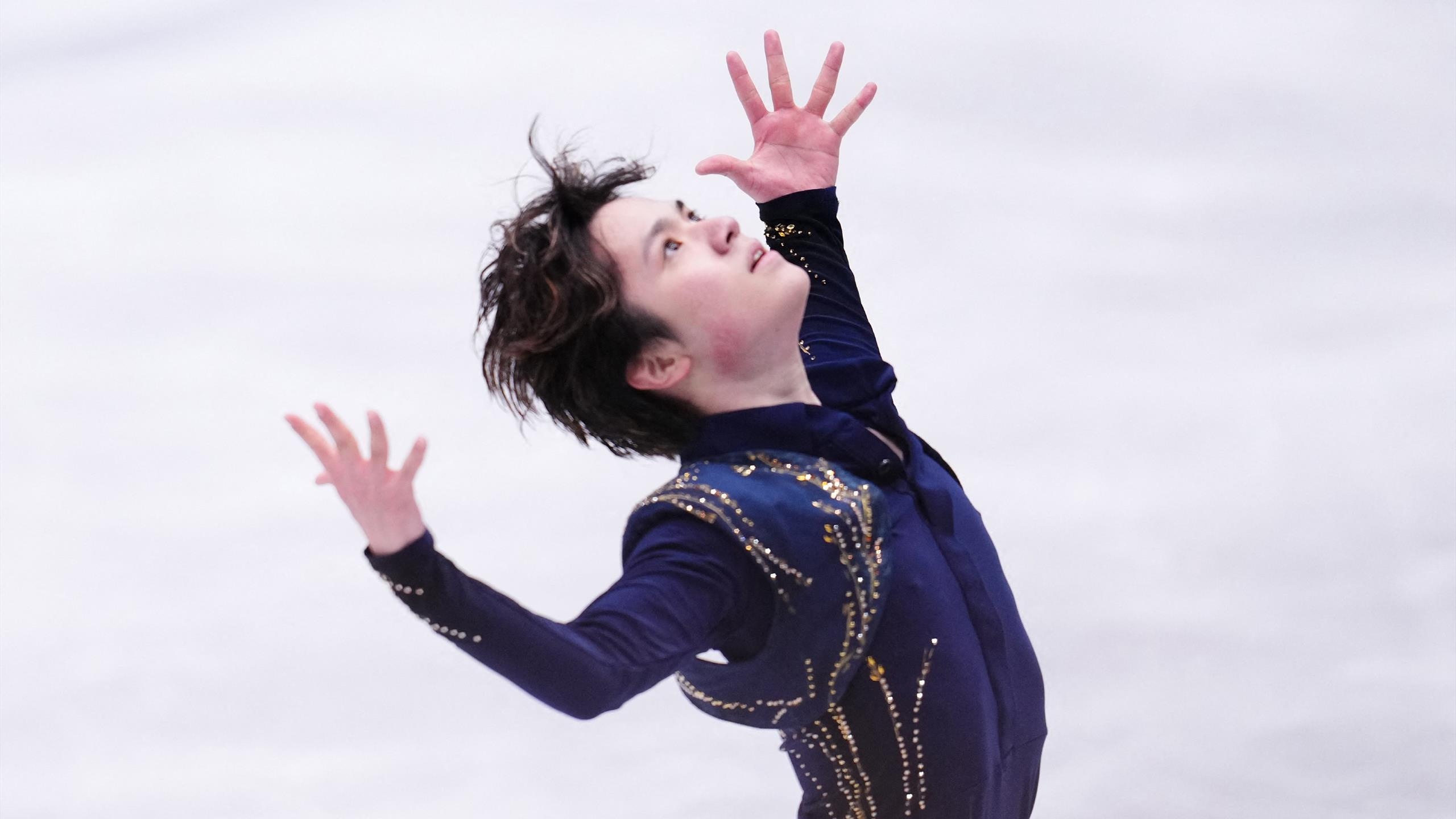 Shoma Uno, Captivating performance with bolero, World championship glory, Eurosport coverage, 2560x1440 HD Desktop