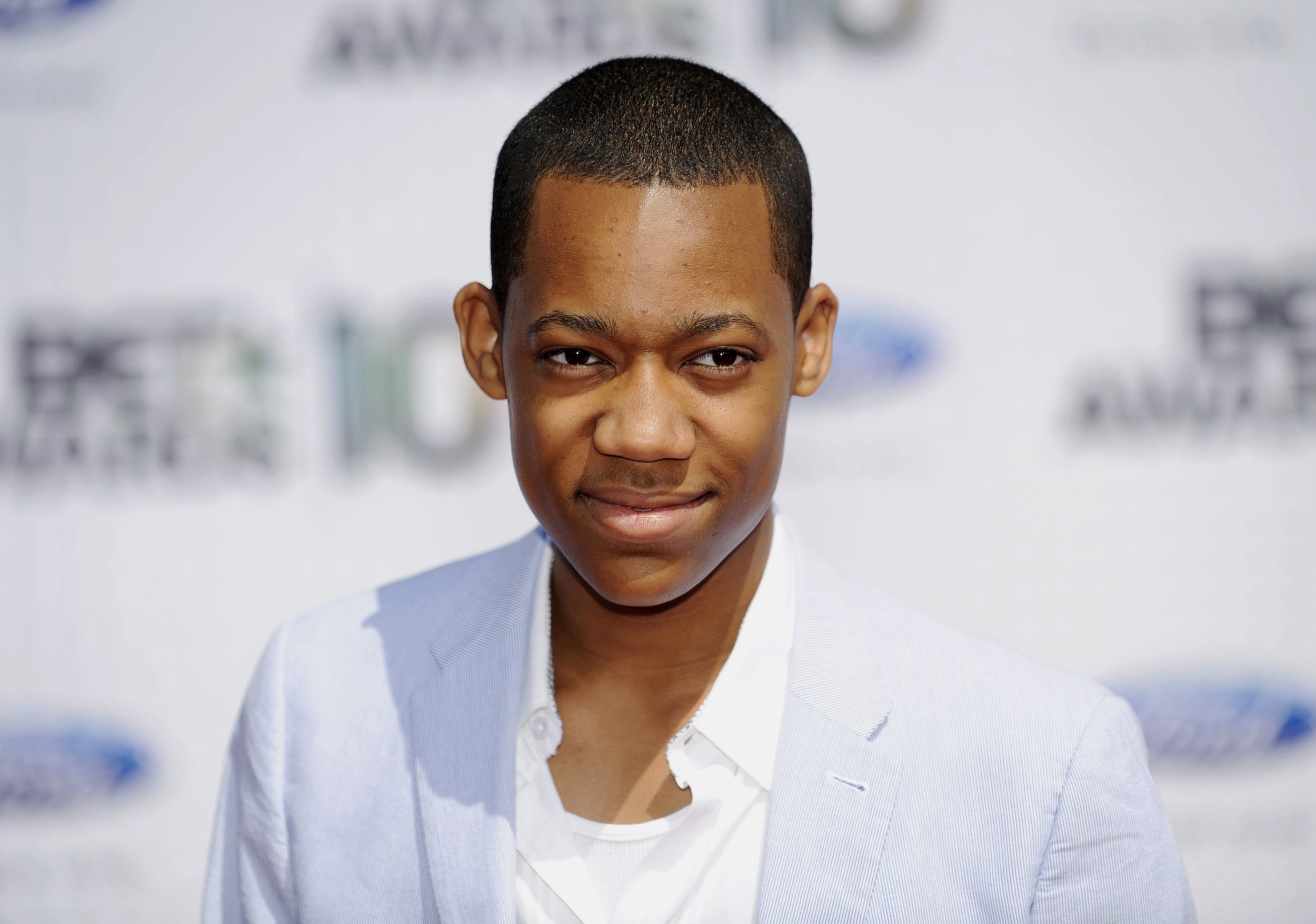 Tyler James Williams, Walking Dead season 5, TV show cast, Theories, 2500x1760 HD Desktop