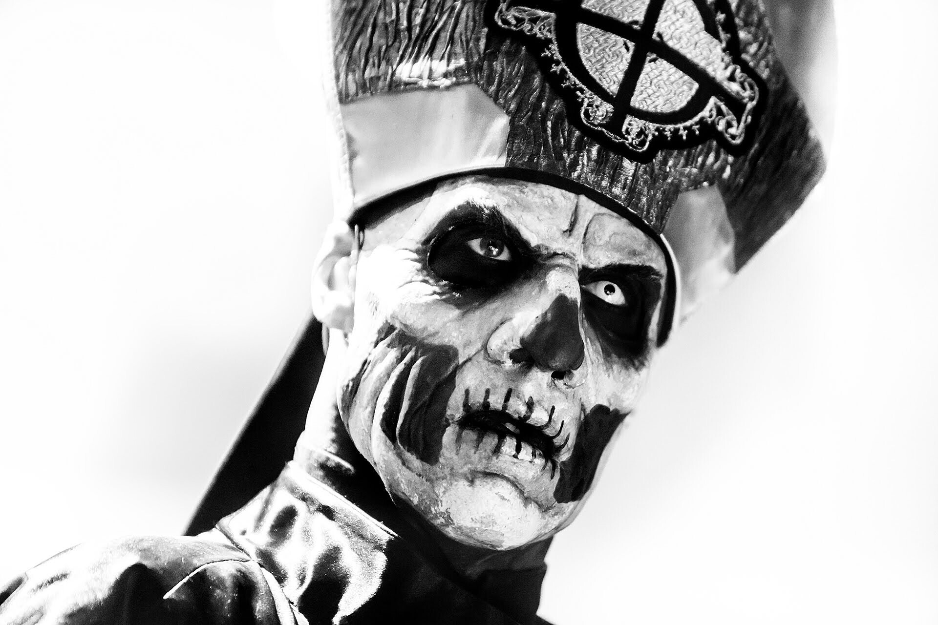 Ghost BC, Papa Emeritus, Musician face paint, Monochrome aesthetic, 1920x1280 HD Desktop