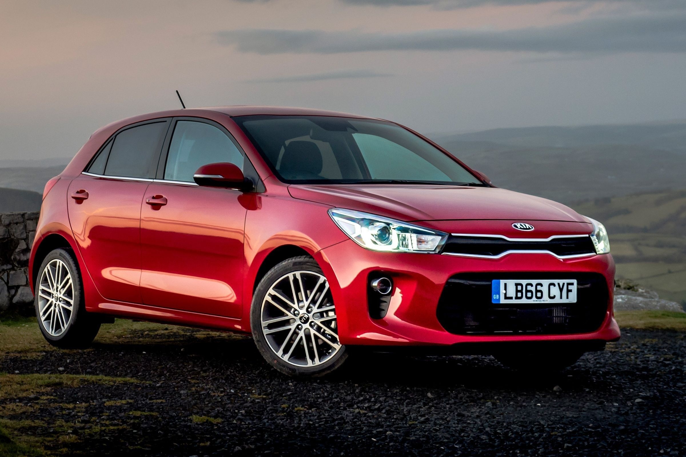Rio Hatchback, Kia Wallpaper, 2400x1600 HD Desktop