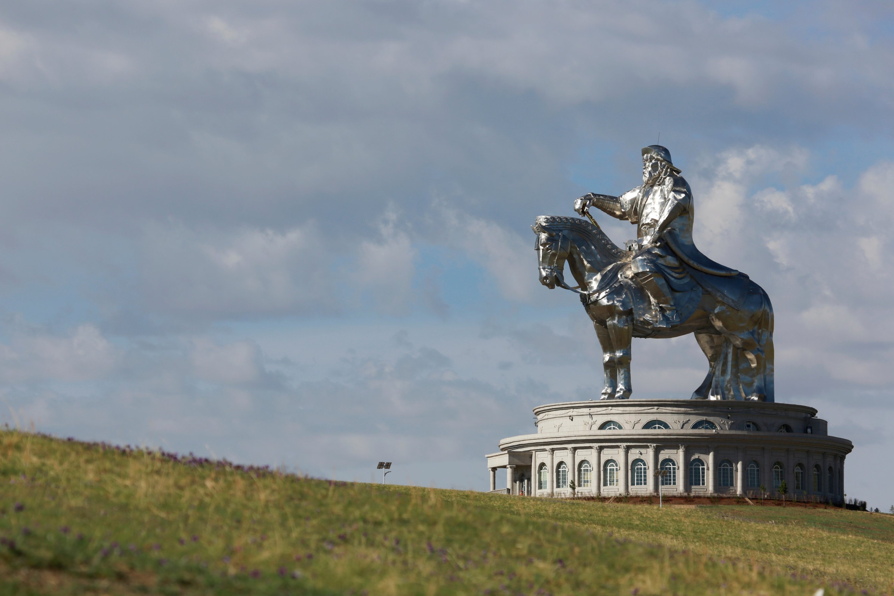 Genghis Khan, French museum, Exhibition postponement, Chinese demand, 3000x2000 HD Desktop
