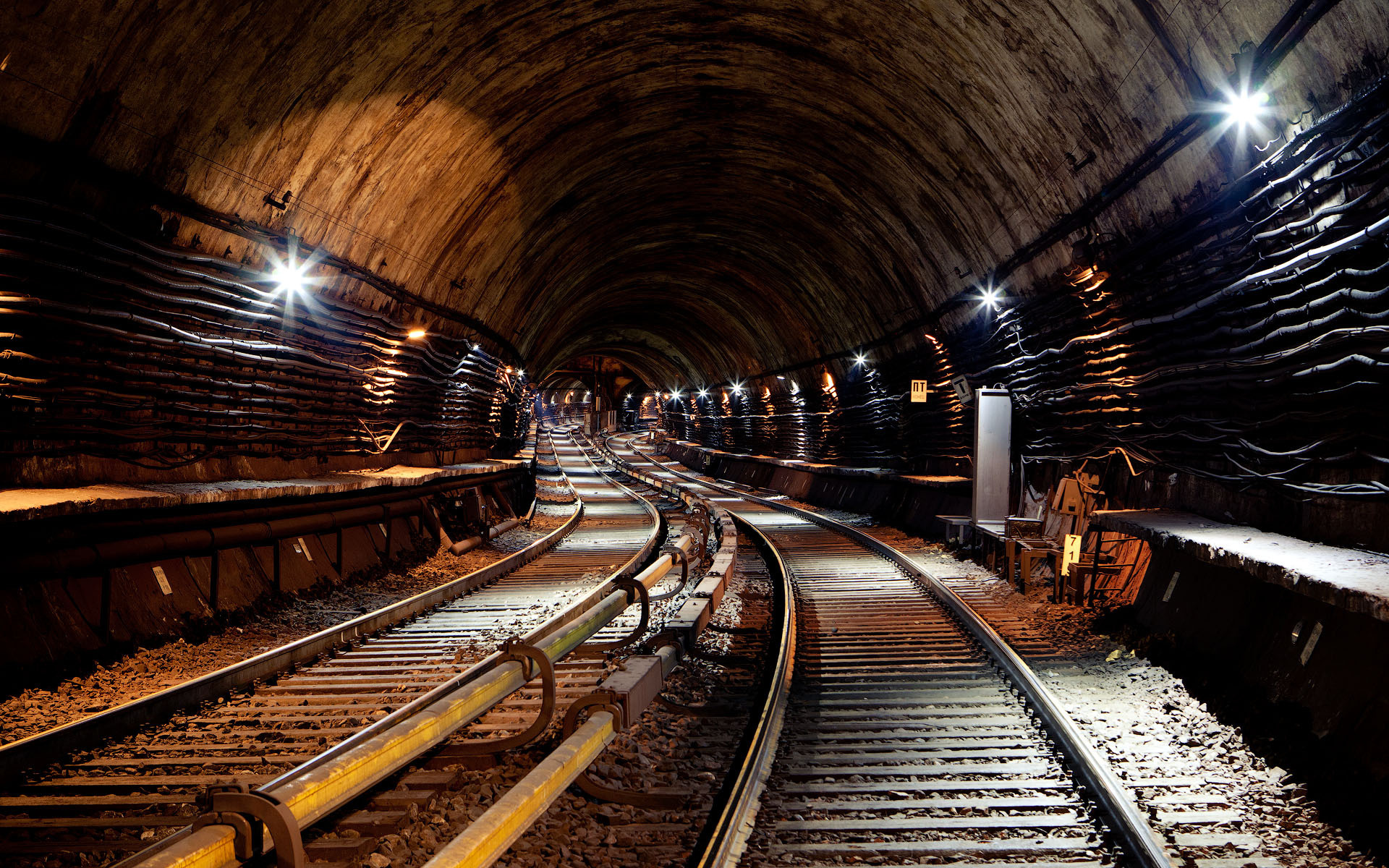 Rails in the Tunnel, Subways Wallpaper, 1920x1200 HD Desktop