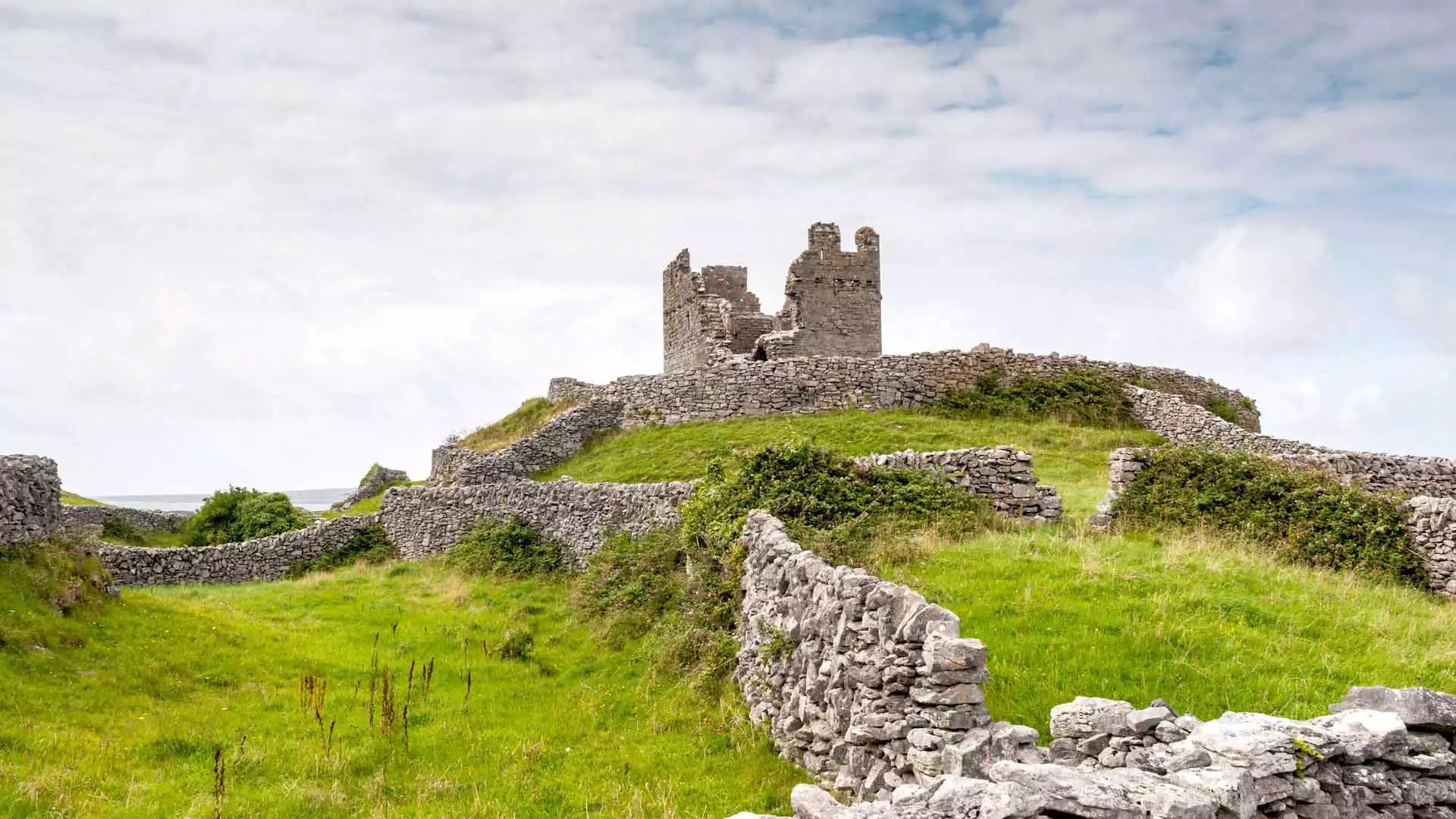 Hotels in Clare, Dromoland Castle, Aran Islands, Galway Bay, 1920x1080 Full HD Desktop