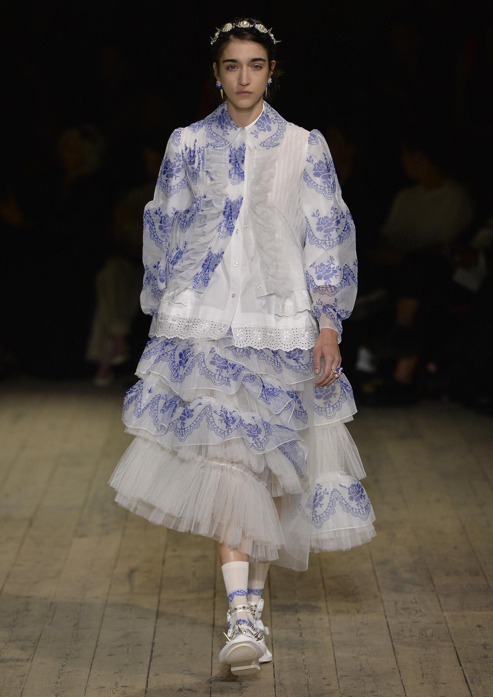 Simone Rocha, Spring Summer 2020 Collection, 1670x2360 HD Phone