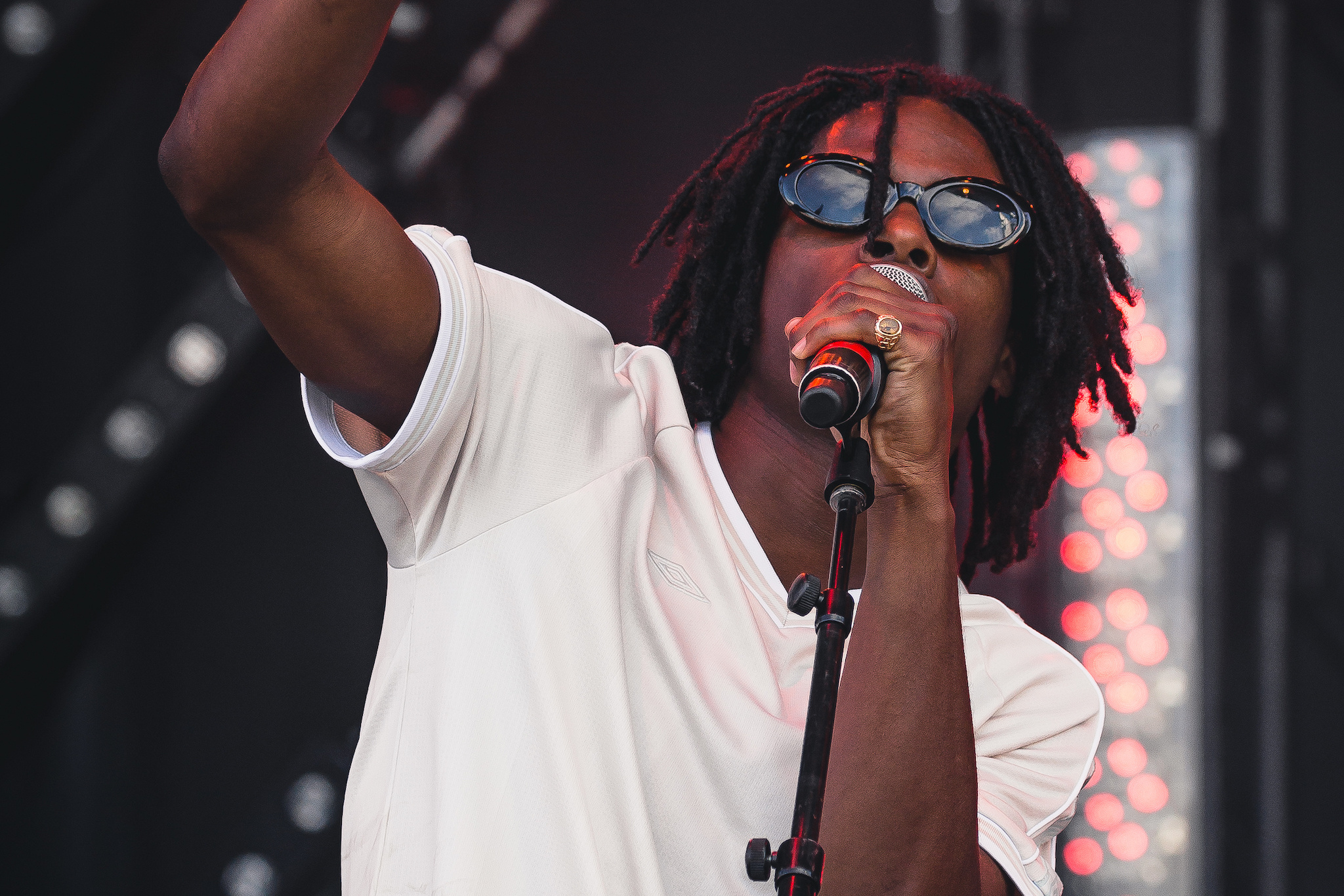 Daniel Caesar, Miami events, Local attractions, Memorable experiences, 2050x1370 HD Desktop