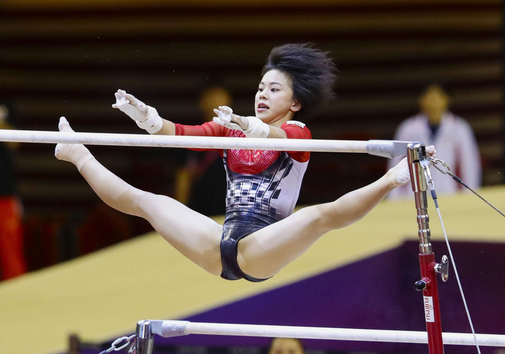 Mai Murakami, Uneven Bars Wallpaper, 2000x1410 HD Desktop