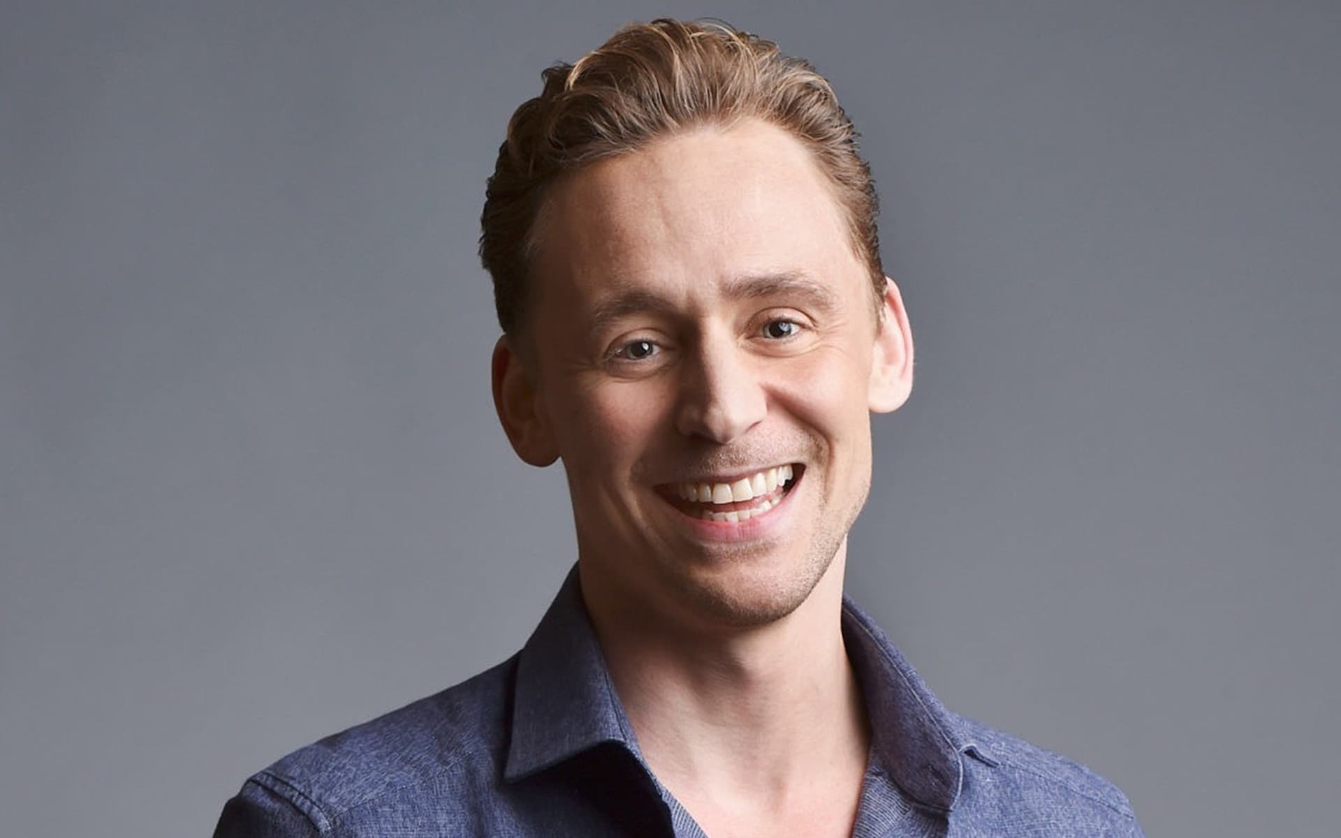 Tom Hiddleston, Wallpaper posted by Sarah Johnson, 1920x1200 HD Desktop