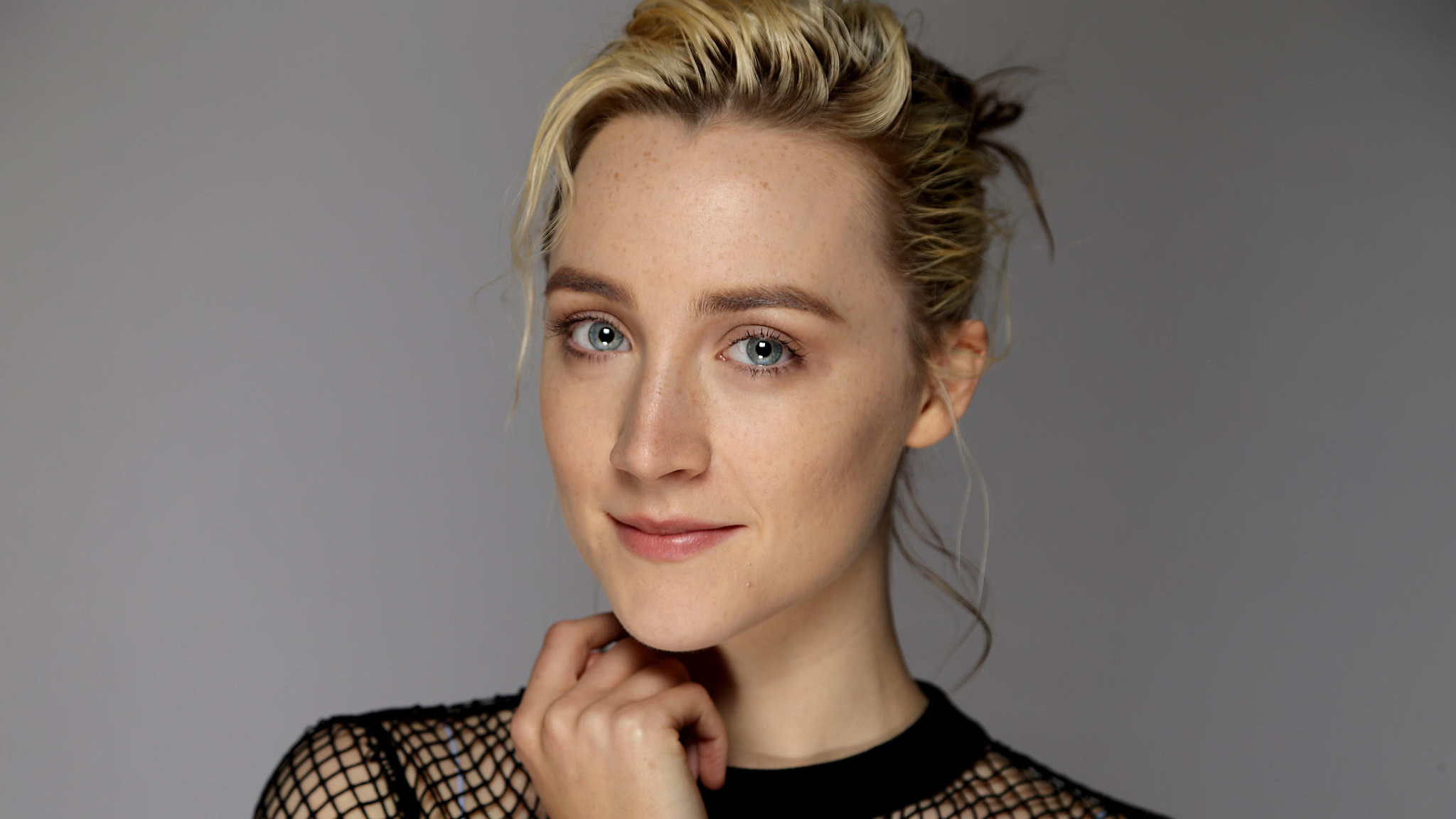 Saoirse Ronan, Actress, Women, Blue Eyes, 2050x1160 HD Desktop