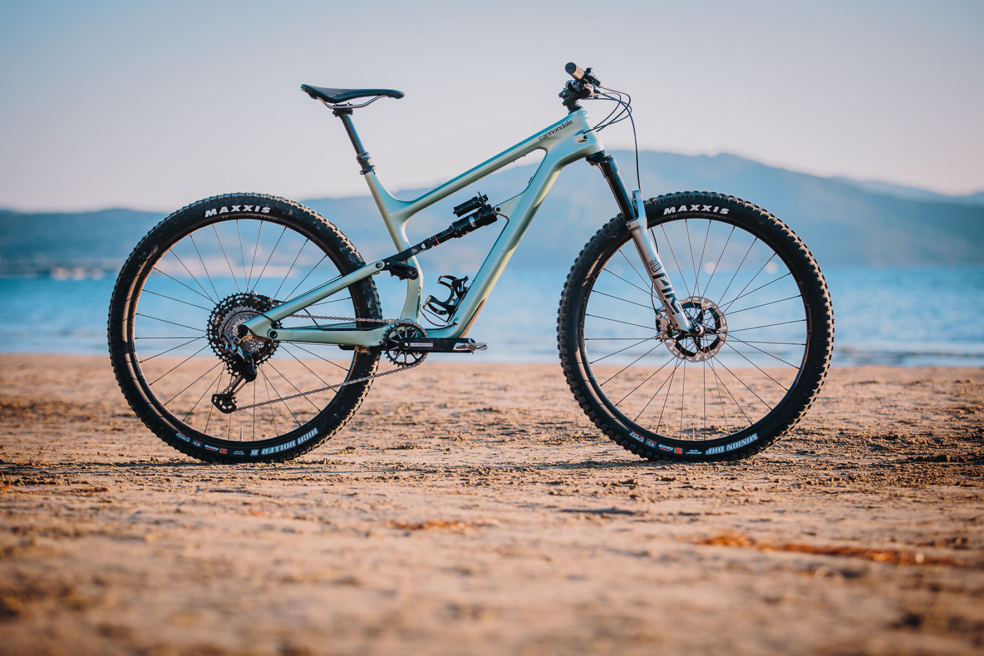 Habit Carbon 1, Cannondale Bikes Wallpaper, 2000x1340 HD Desktop