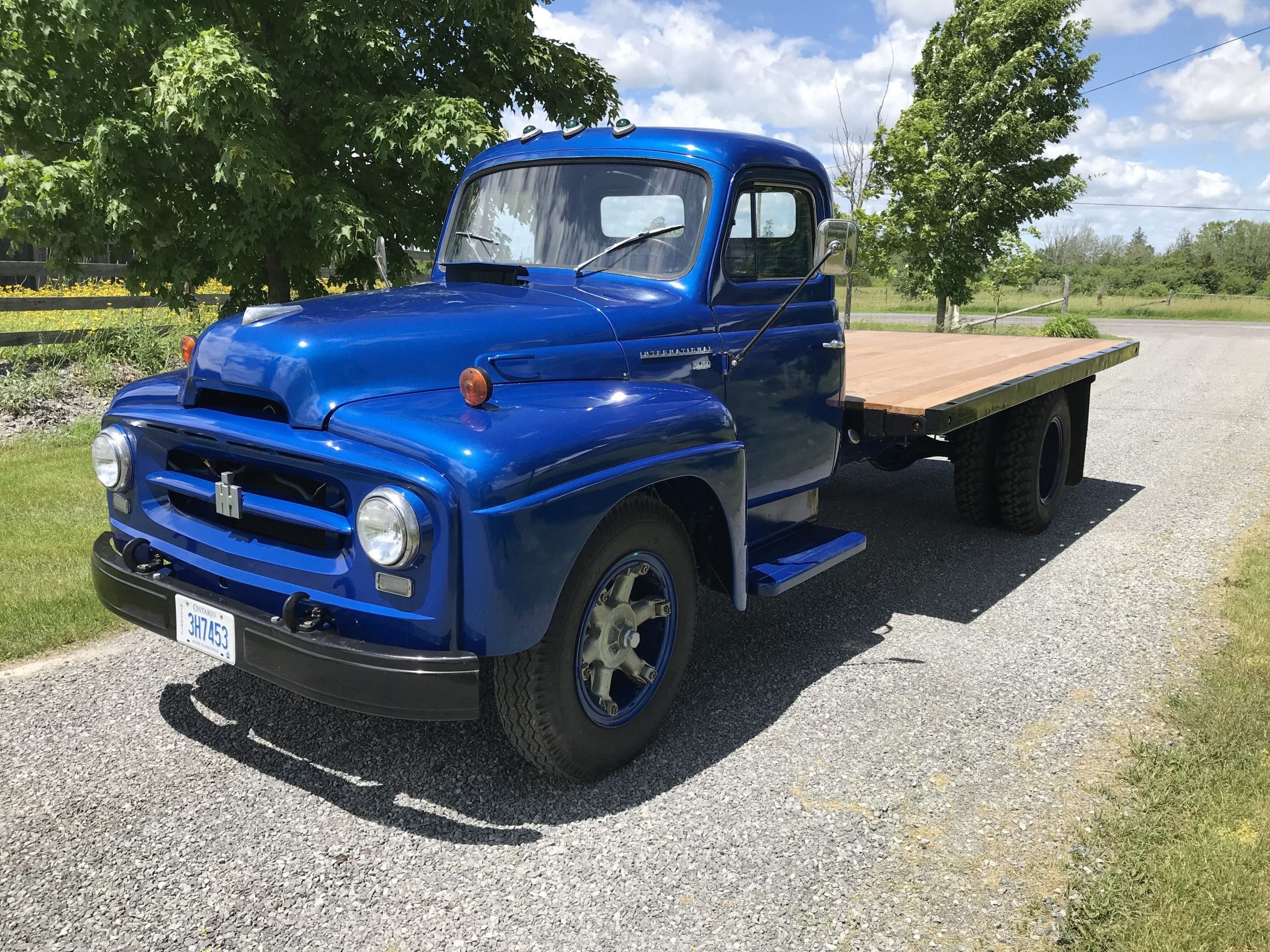 R-series, International Harvester Wallpaper, 2560x1920 HD Desktop