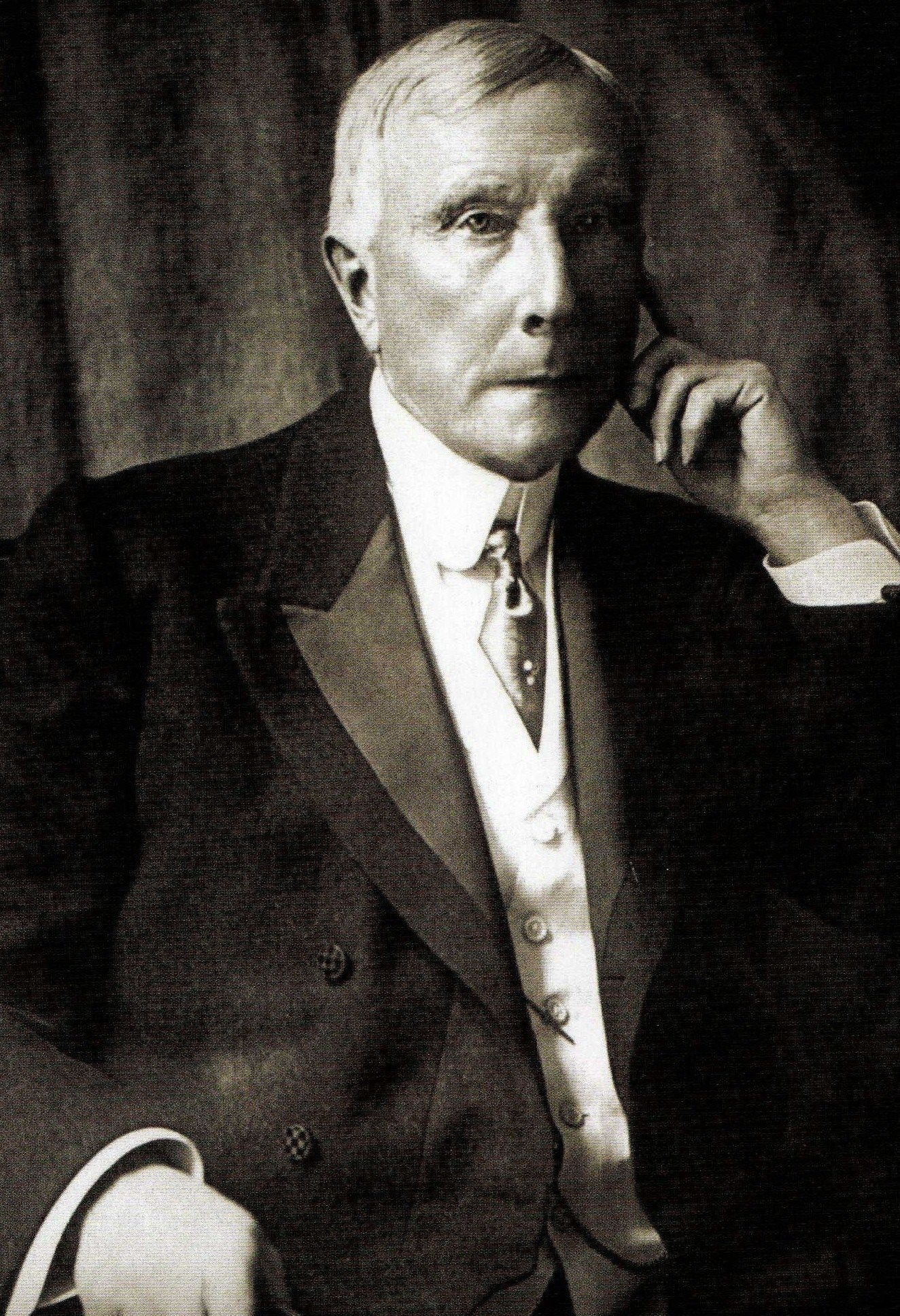 Hommes d'affaires, John D. Rockefeller, History's titans, Titanic's tragedy, 1330x1940 HD Phone