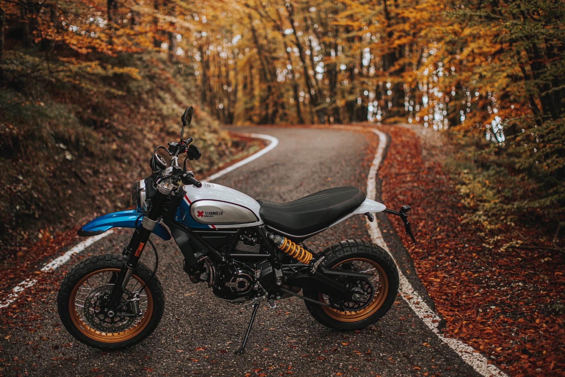 Ducati Scrambler Desert Sled, Off-road explorer, Adventure calling, All-terrain capabilities, 1920x1280 HD Desktop