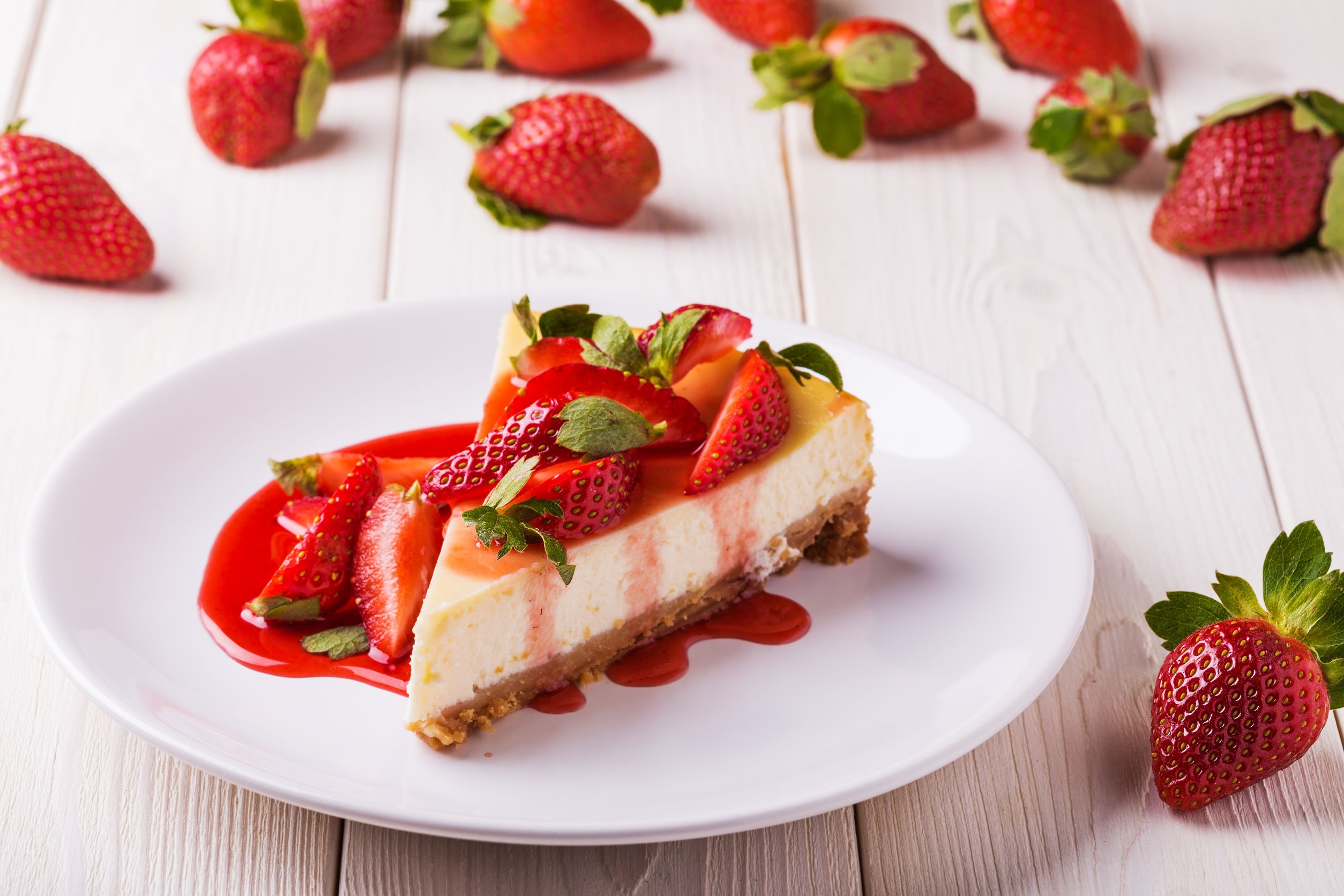 Creamy cheesecake dessert, Tempting indulgence, Decadent treat, Divine, 2510x1680 HD Desktop