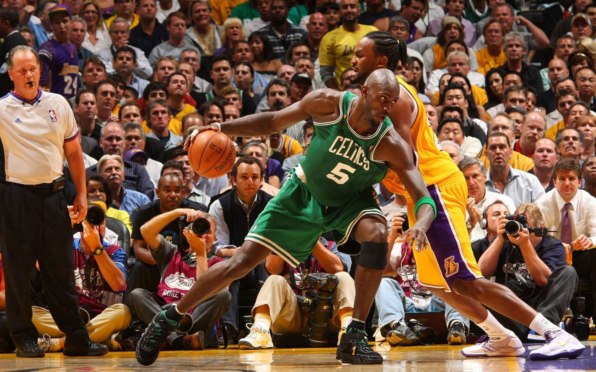 Lakers vs Celtics, Kevin Garnett Wallpaper, 1920x1200 HD Desktop