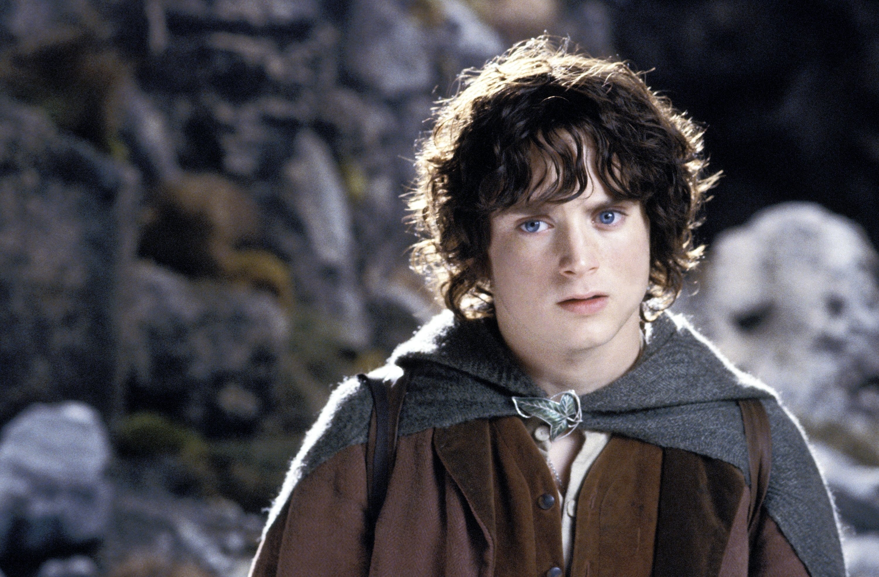 Frodo, Top free backgrounds, Wallpaper, Elijah Wood, 3000x1970 HD Desktop