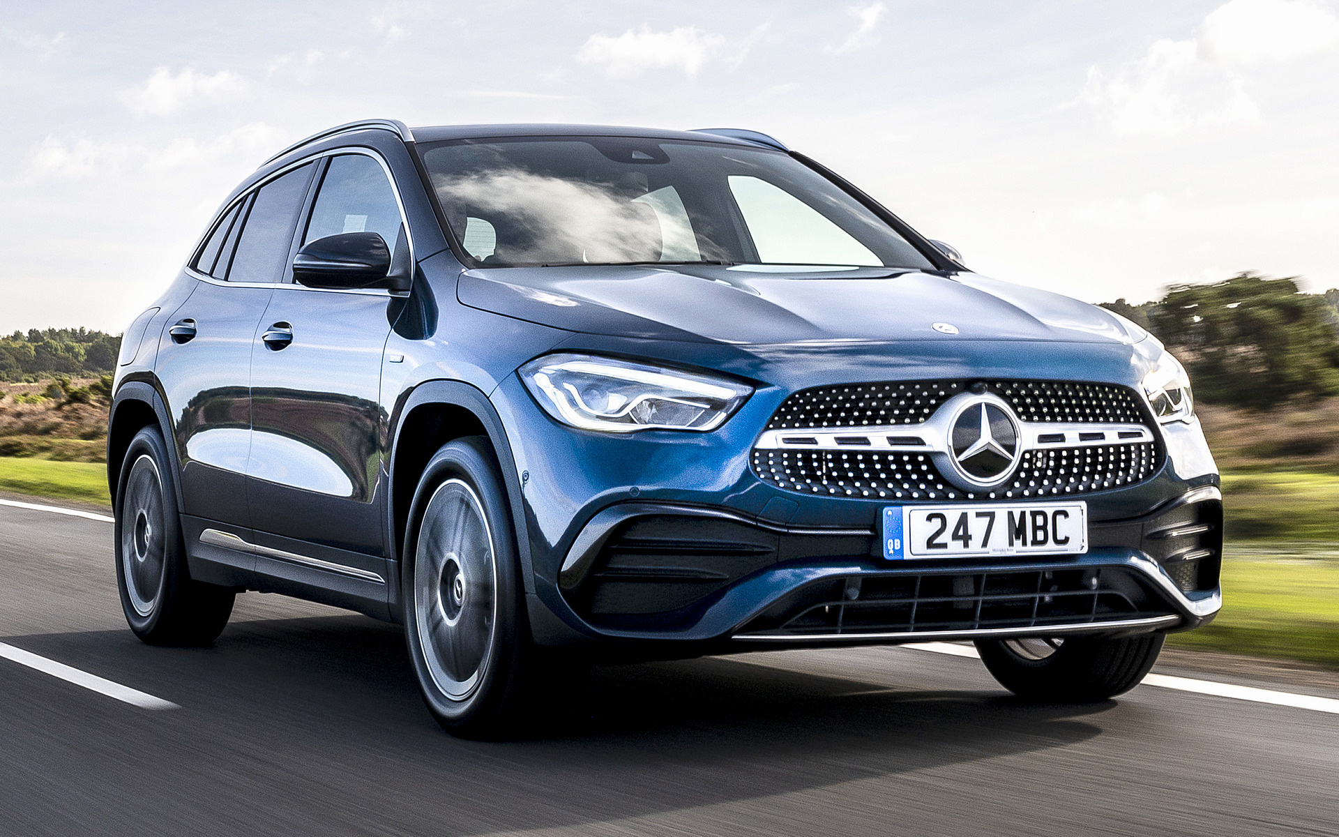 Mercedes-Benz GLA, Hybrid car, 2020 model, Car pixel, 1920x1200 HD Desktop