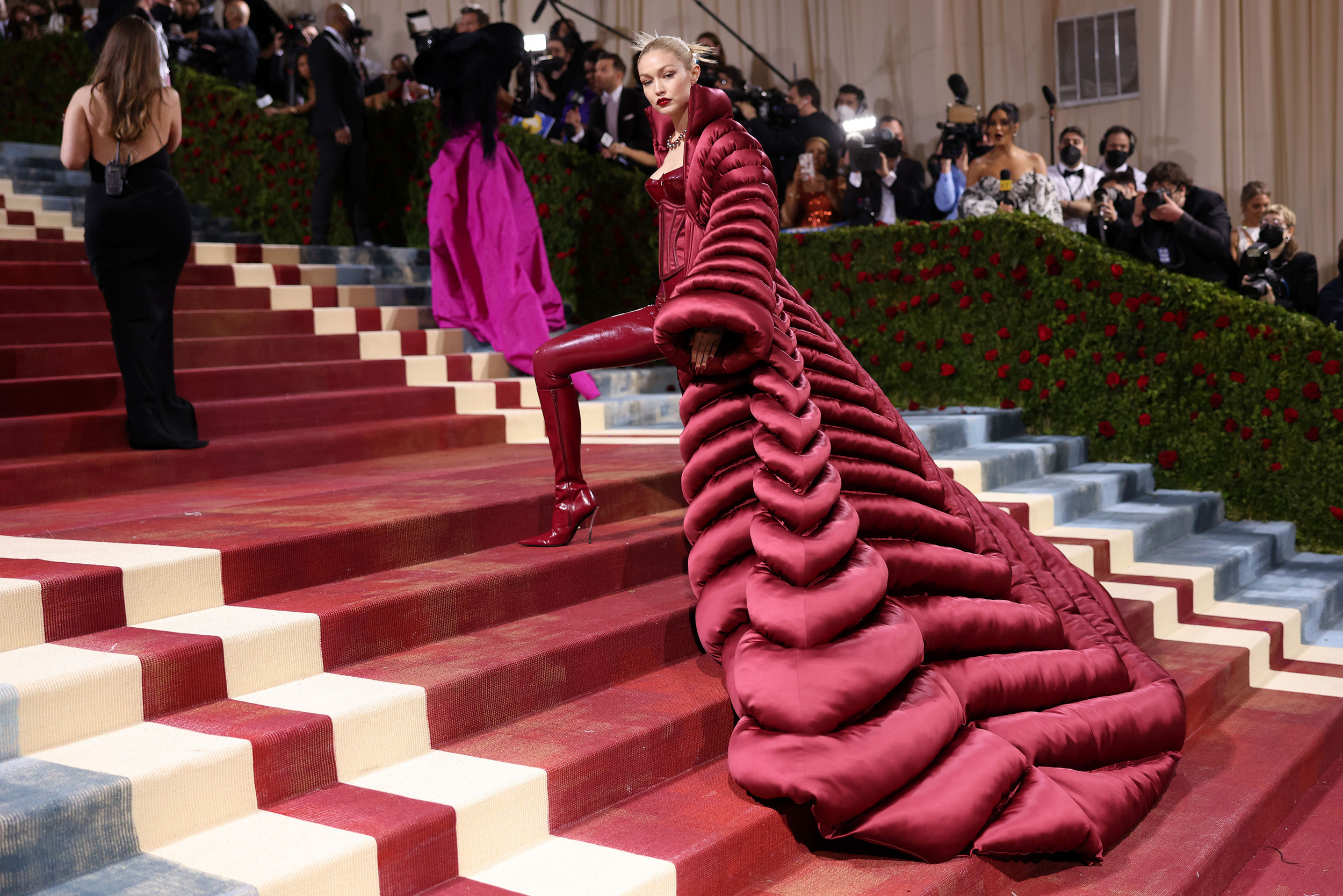 Met Gala 2022, Red carpet looks, CNN Style, 2500x1670 HD Desktop