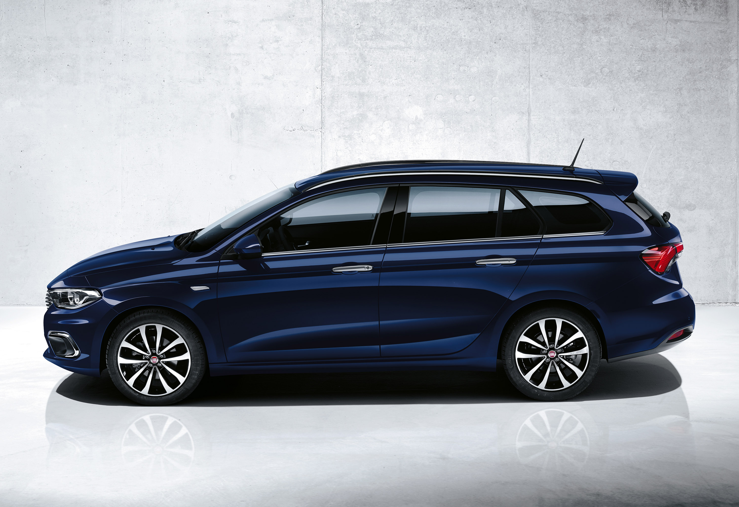 Fiat Tipo Station Wagon, HD picture, 2920x2000 HD Desktop