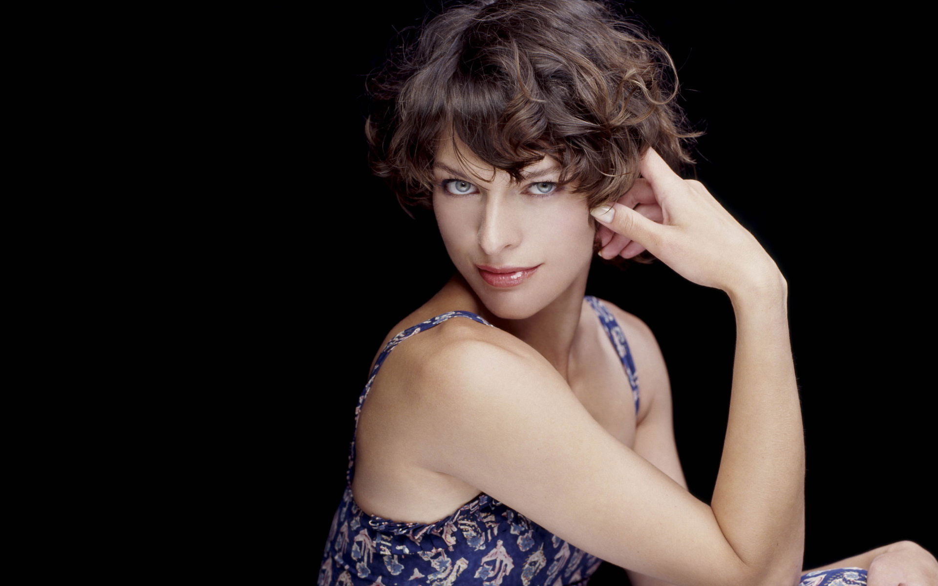 Milla Jovovich, Gorgeous HD wallpapers, 1920x1200 HD Desktop