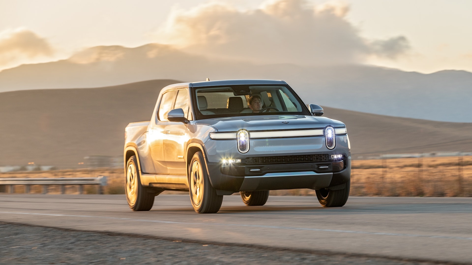 Rivian Automotive, Auto, 2021 Rivian R1T, Pros and cons, 1920x1080 Full HD Desktop