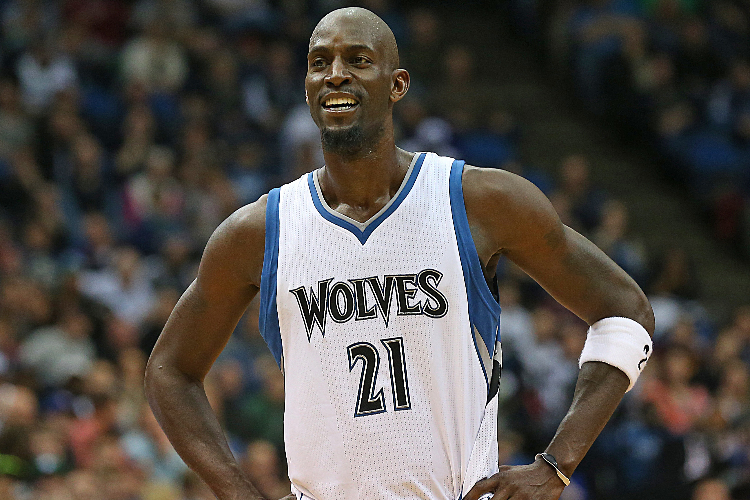 Minnesota Timberwolves, Kevin Garnett Wallpaper, 2590x1730 HD Desktop