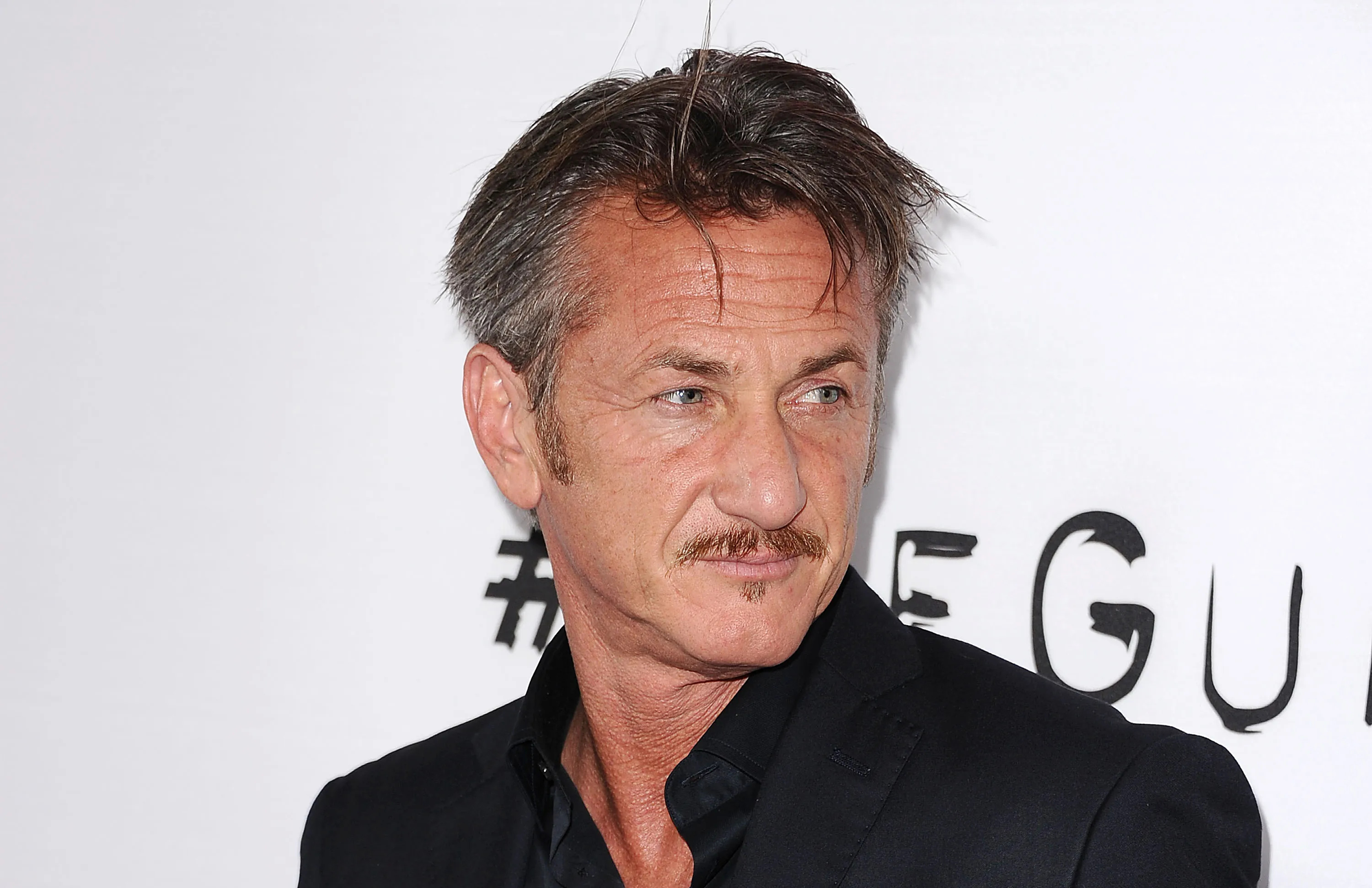 Sean Penn, Suing empire creator, Defamation, GQ, 3000x1950 HD Desktop