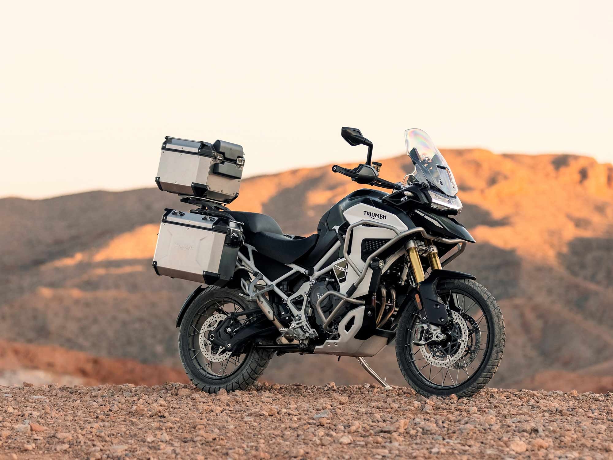 Adventure Edition, Triumph Tiger 900 Wallpaper, 2000x1500 HD Desktop