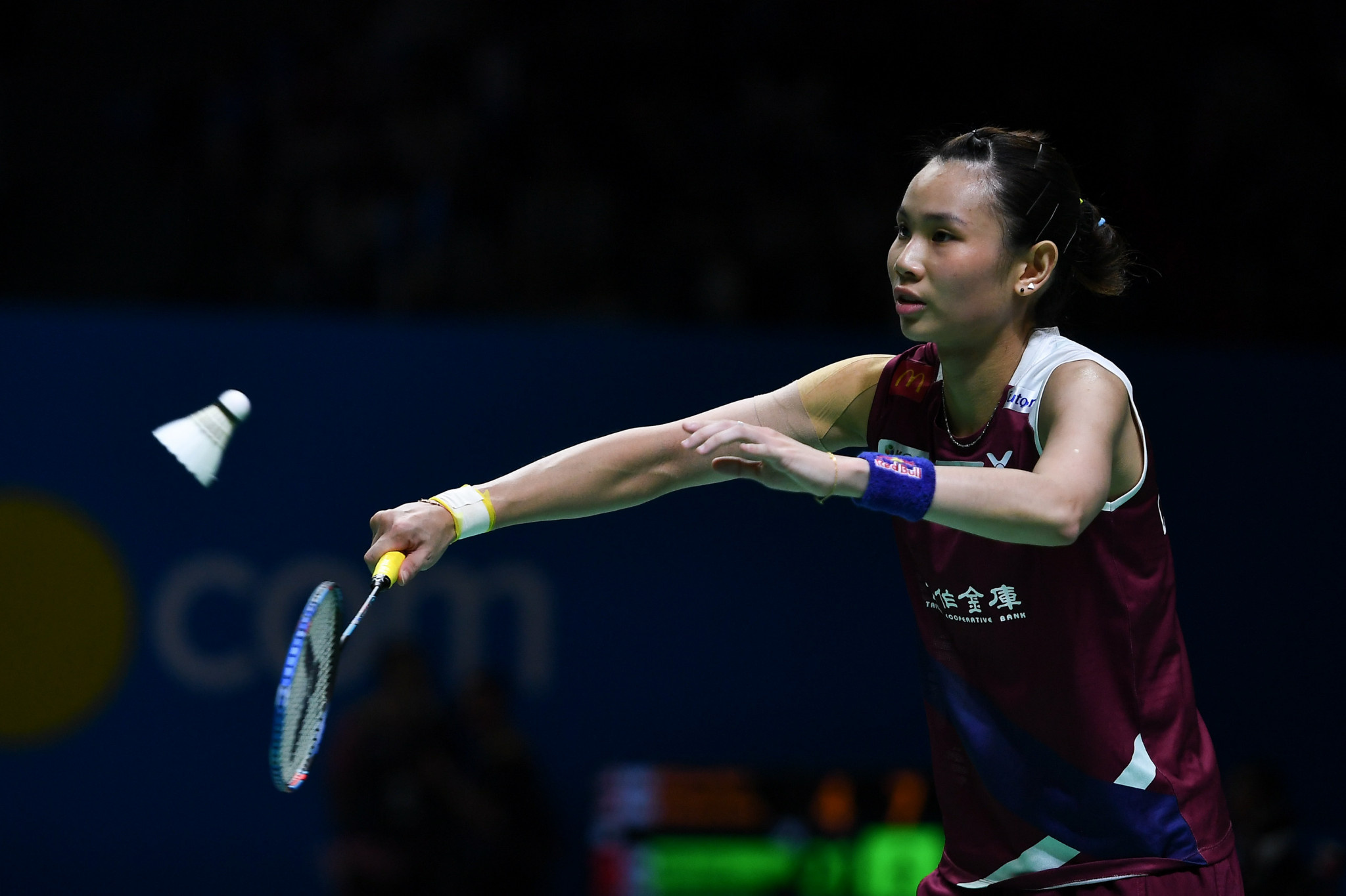 Ratchanok Intanon, Sports expert, Thai badminton player, BWF rankings, 2050x1370 HD Desktop