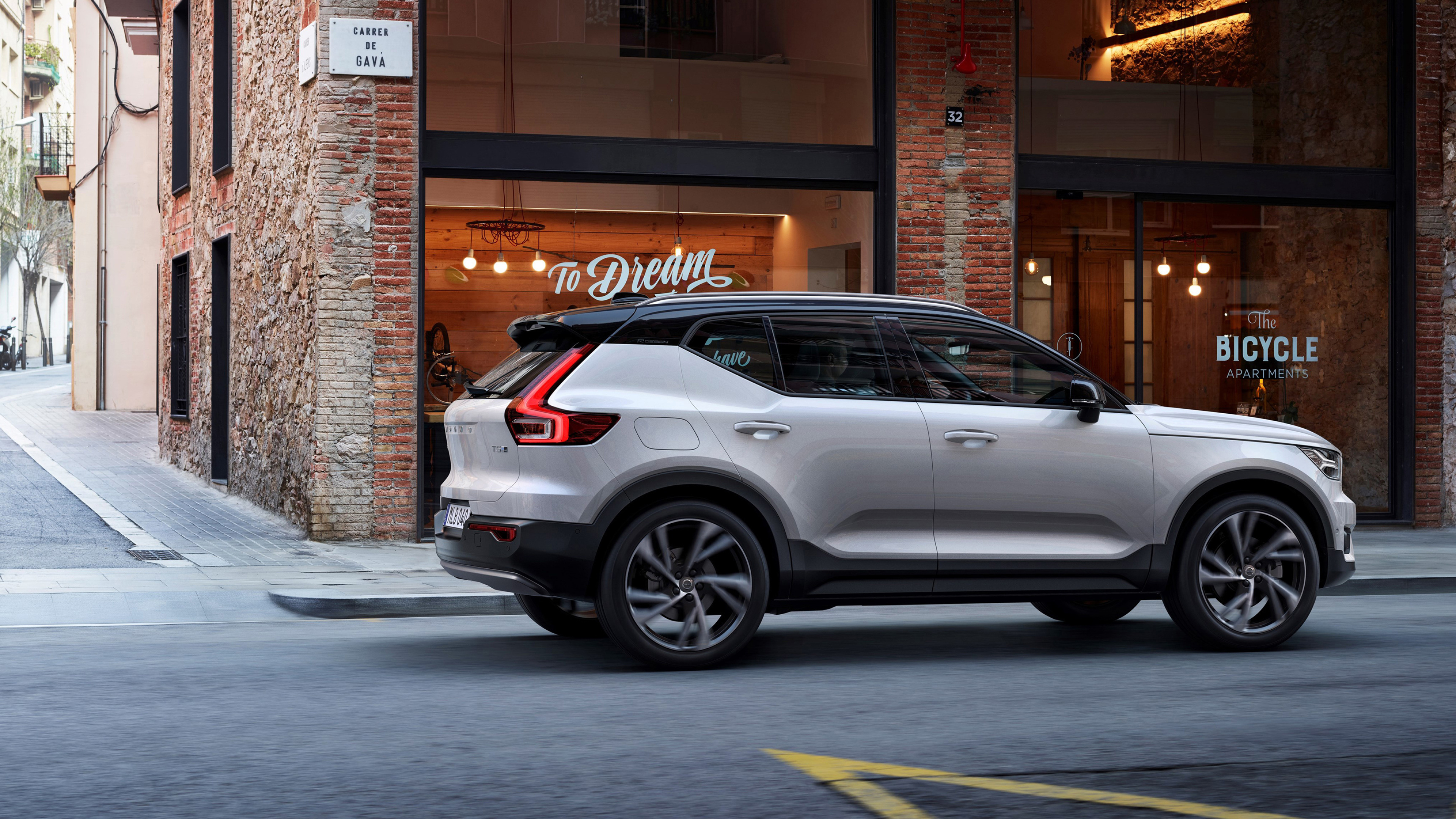 Volvo XC40, Cars desktop wallpapers, 4k ultra HD, 3840x2160 4K Desktop