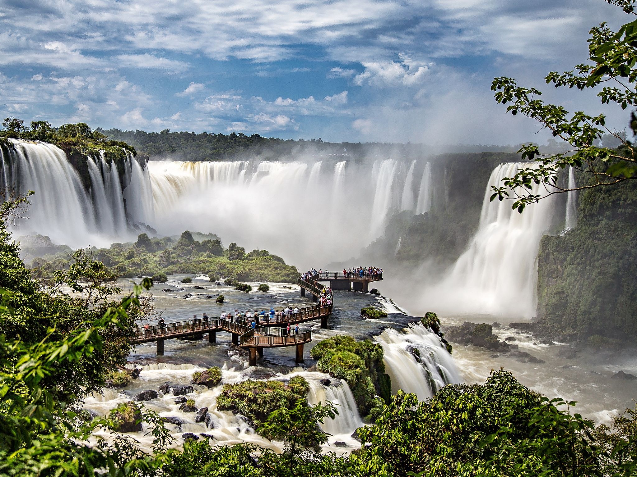 Brazil, Iguazu Falls Wallpaper, 2050x1540 HD Desktop