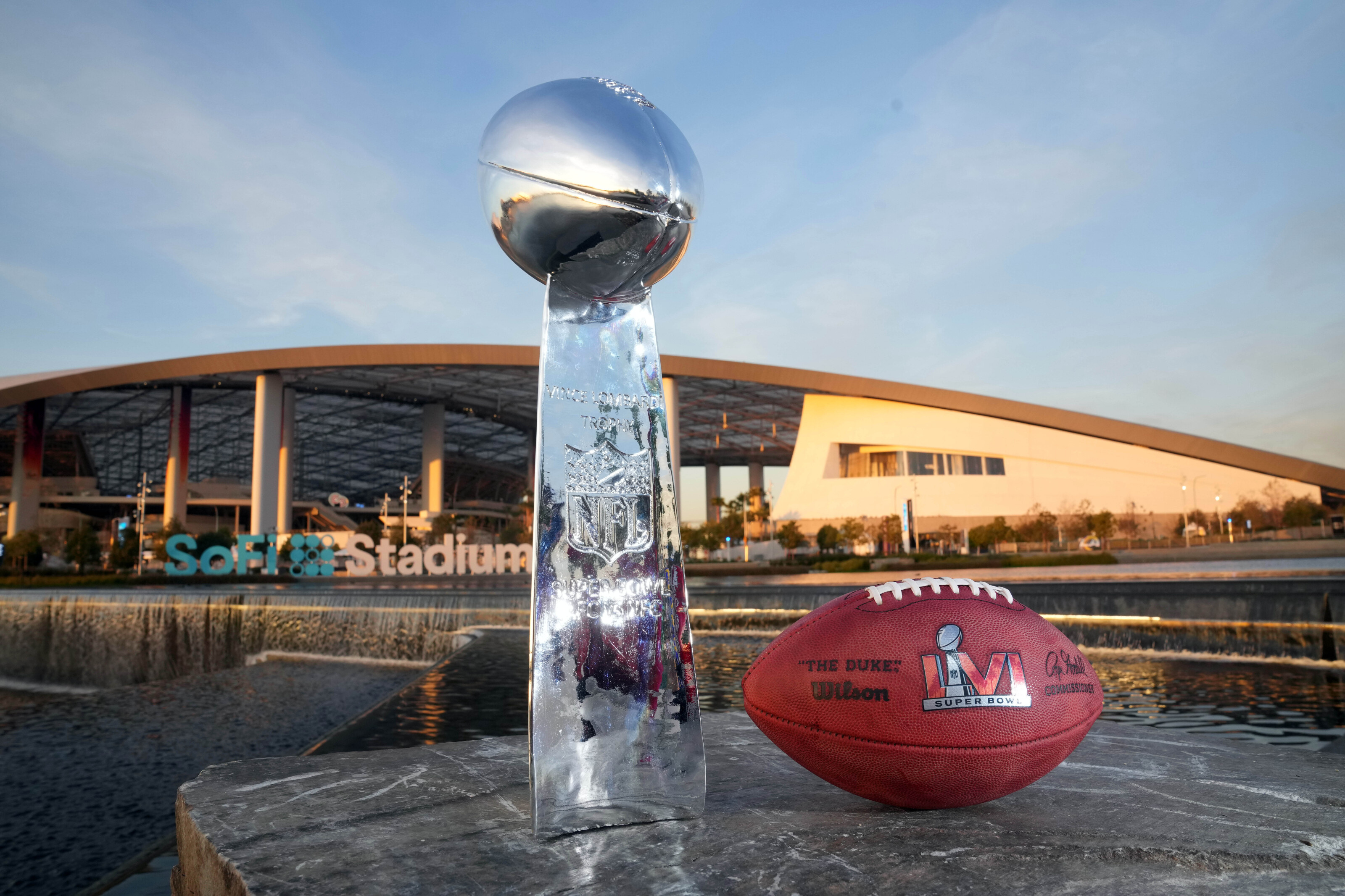 Trophy, Super Bowl LVI Wallpaper, 3200x2140 HD Desktop