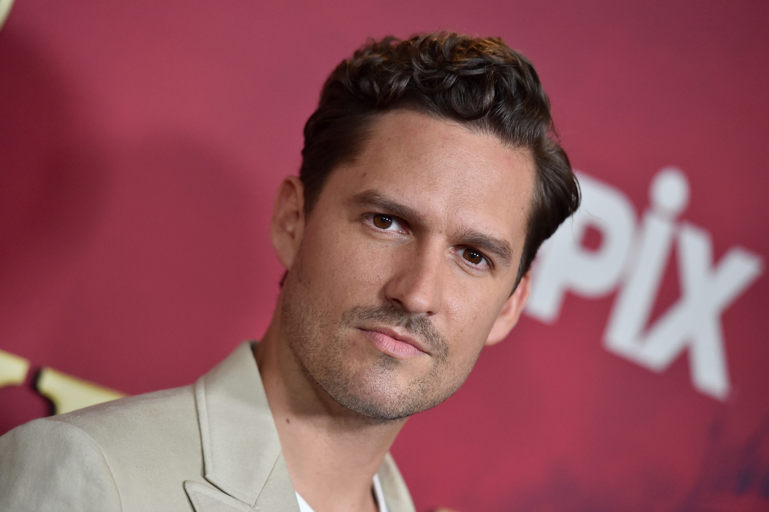 Ben Aldridge, Fleabag star, LGBT community, 2560x1710 HD Desktop